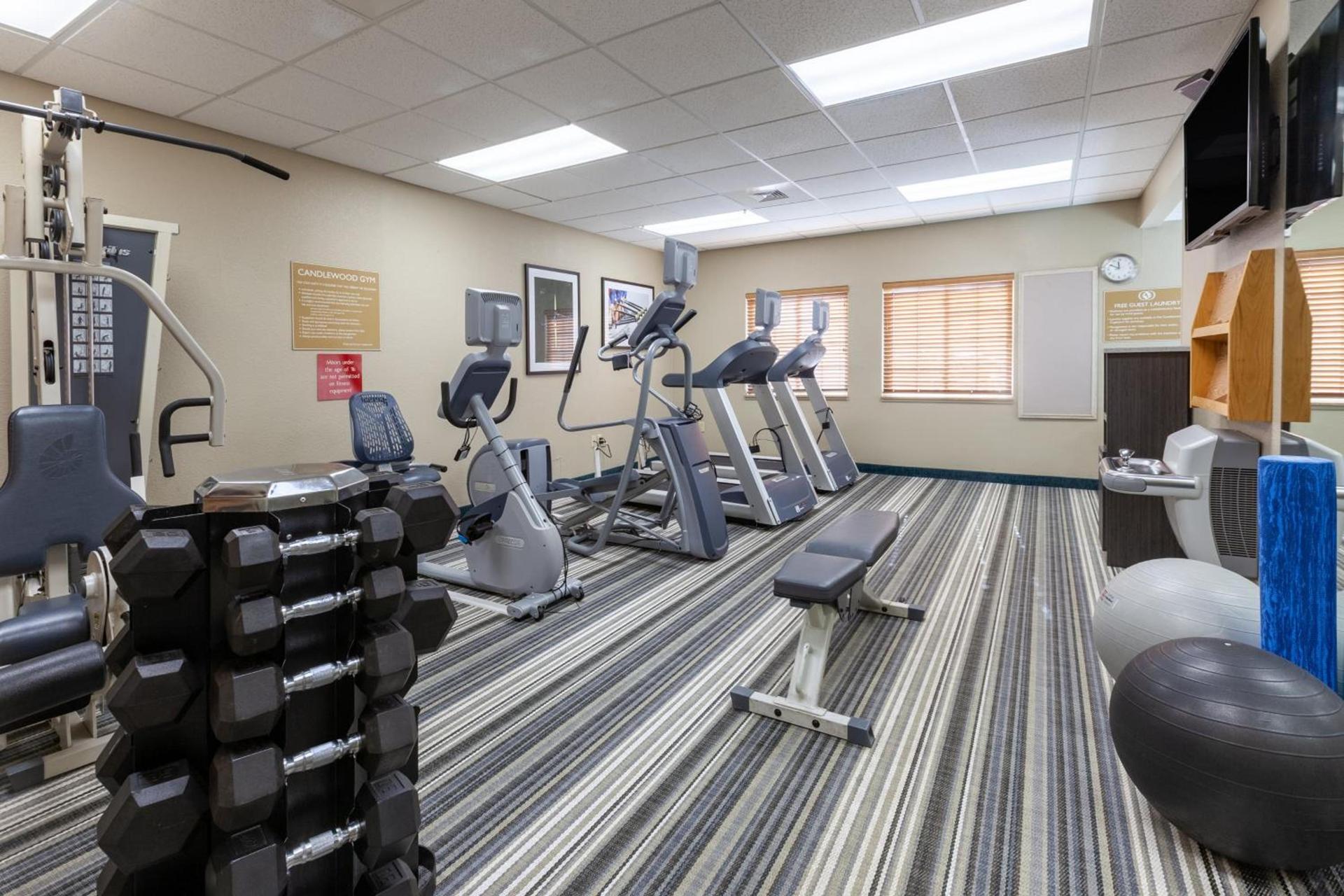 Candlewood Suites-West Springfield by IHG photo 36