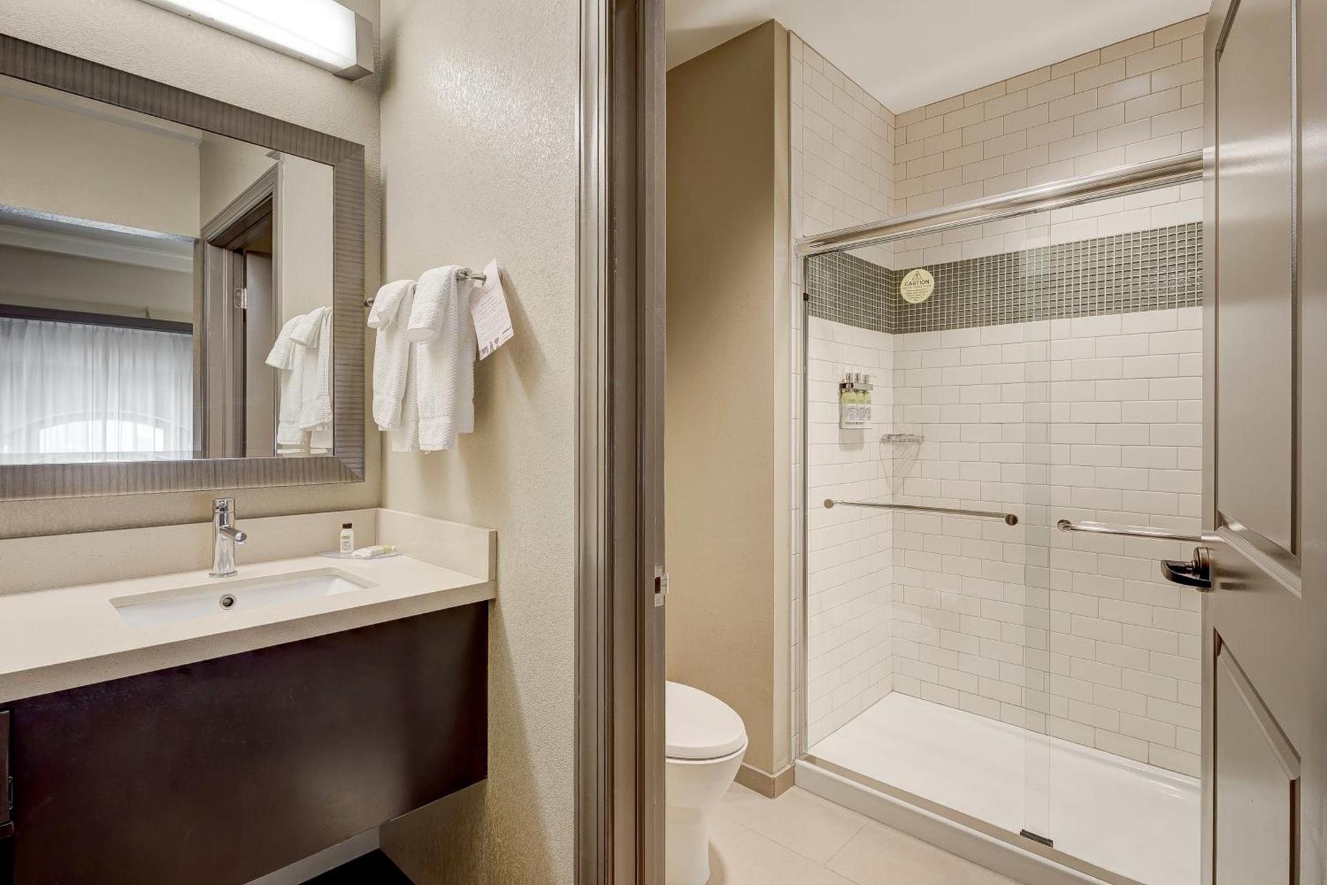 Staybridge Suites Baltimore - Inner Harbor by IHG photo 62