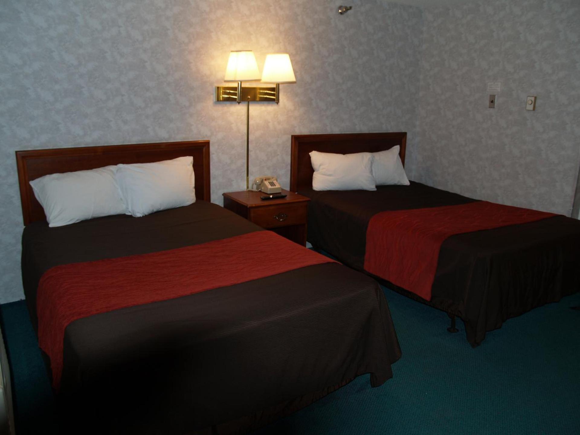 Bangor Inn & Suites photo 4
