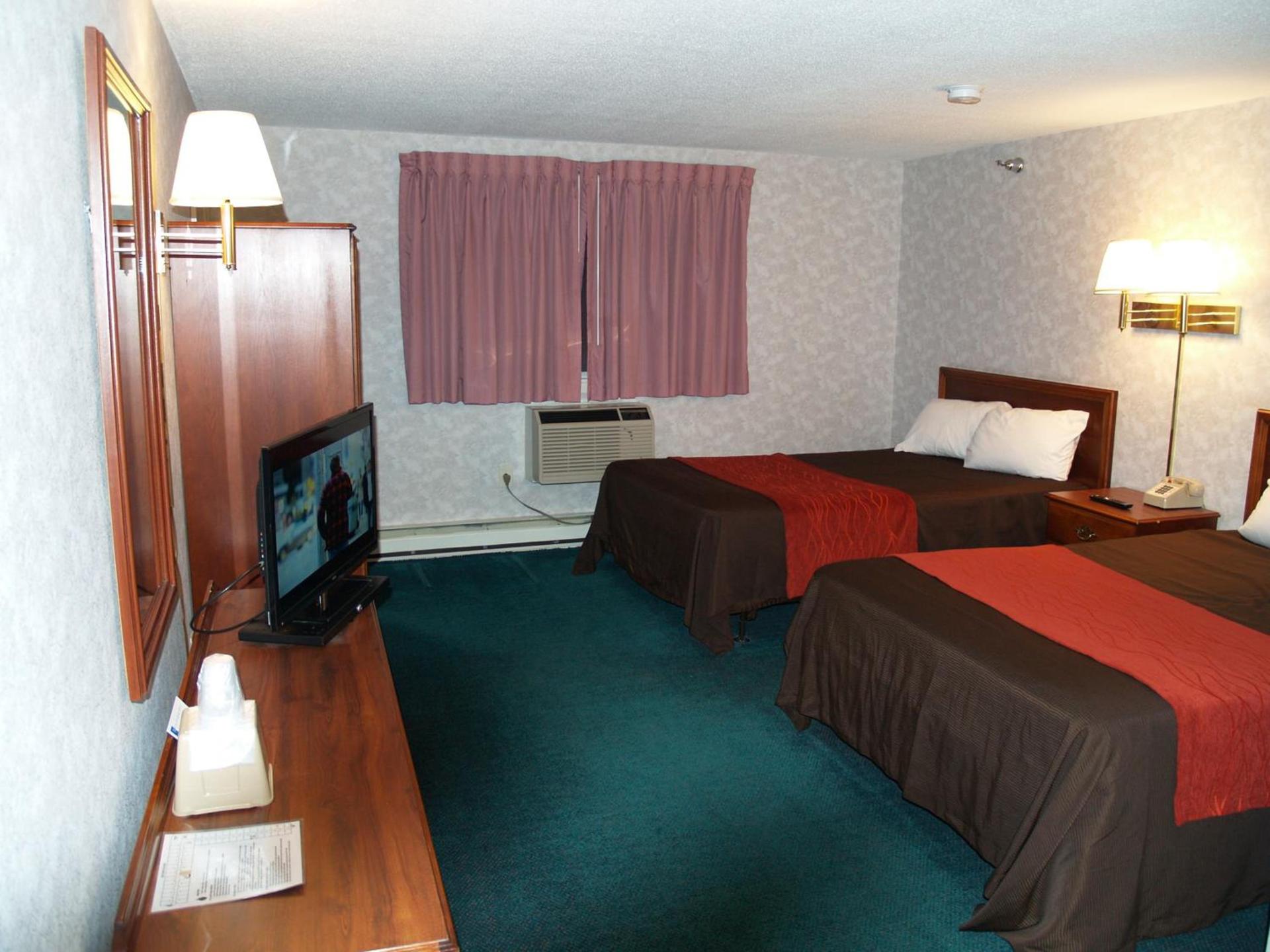 Bangor Inn & Suites photo 8