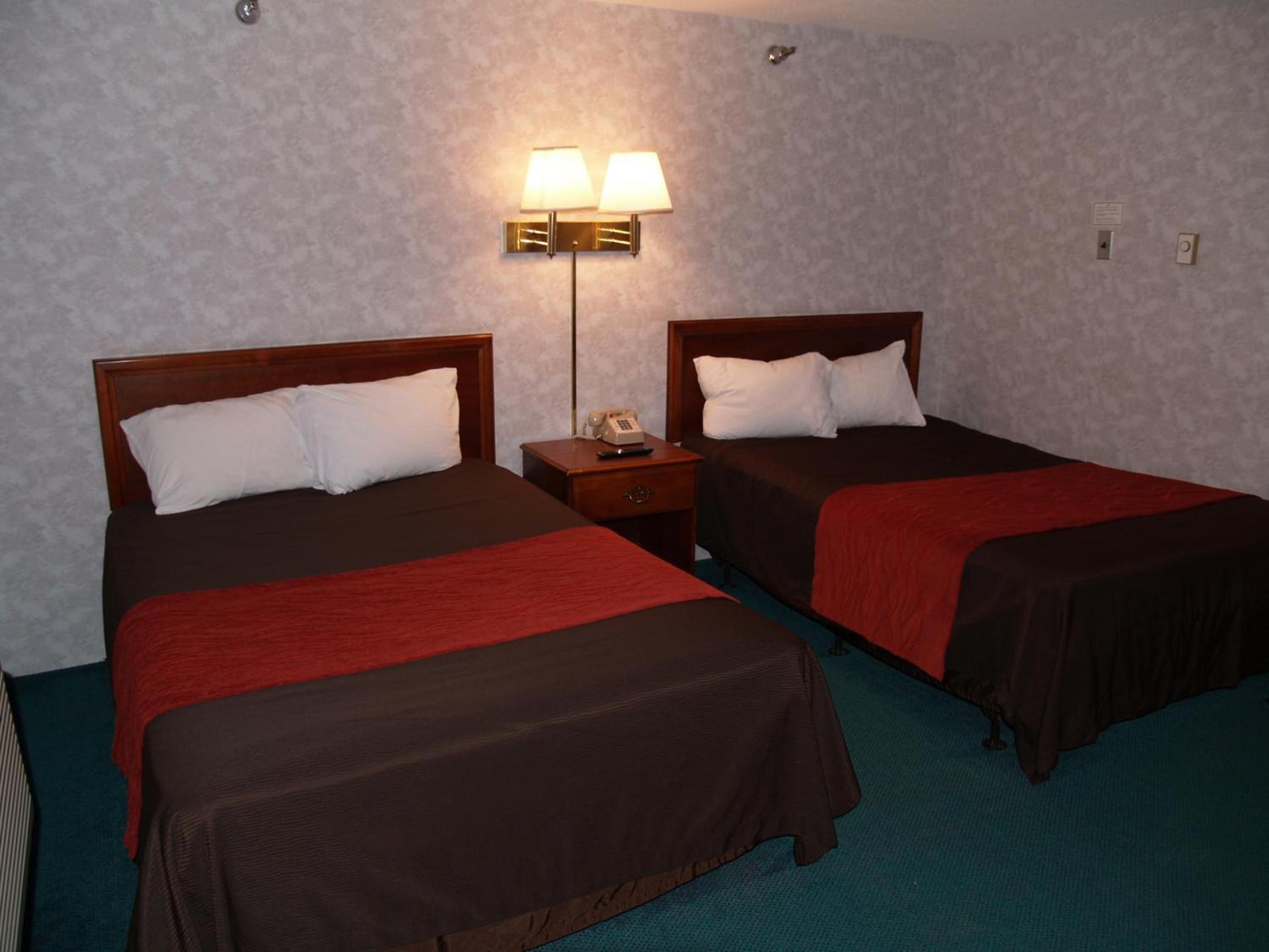 Bangor Inn & Suites photo 7