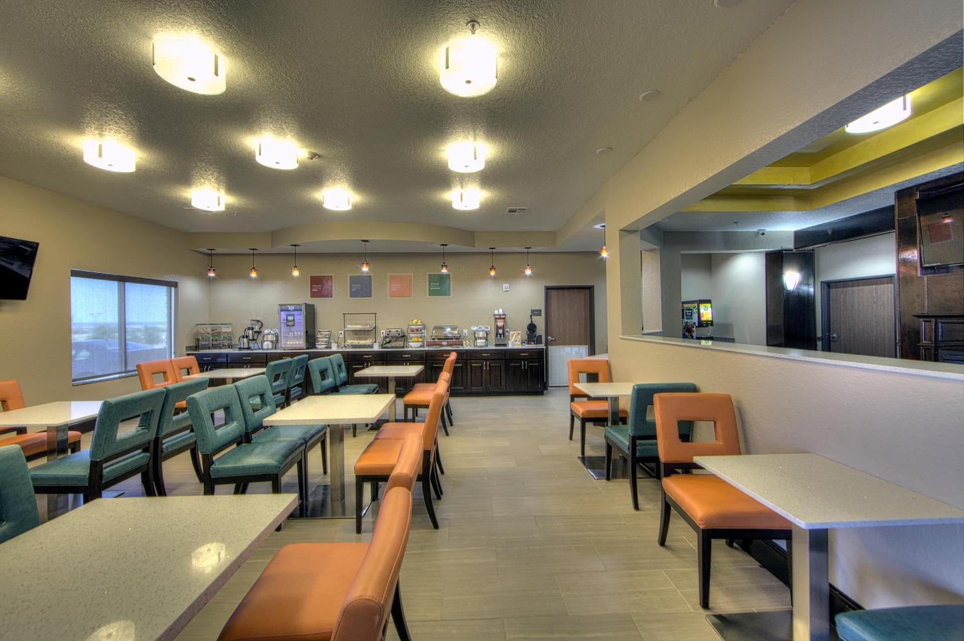 Comfort Inn & Suites Fort Worth West I-30 NAS JRB photo 10
