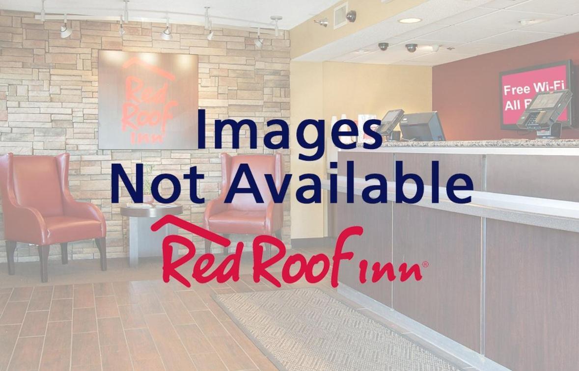 Red Roof Inn Pittsburgh - McKnight Rd photo 2