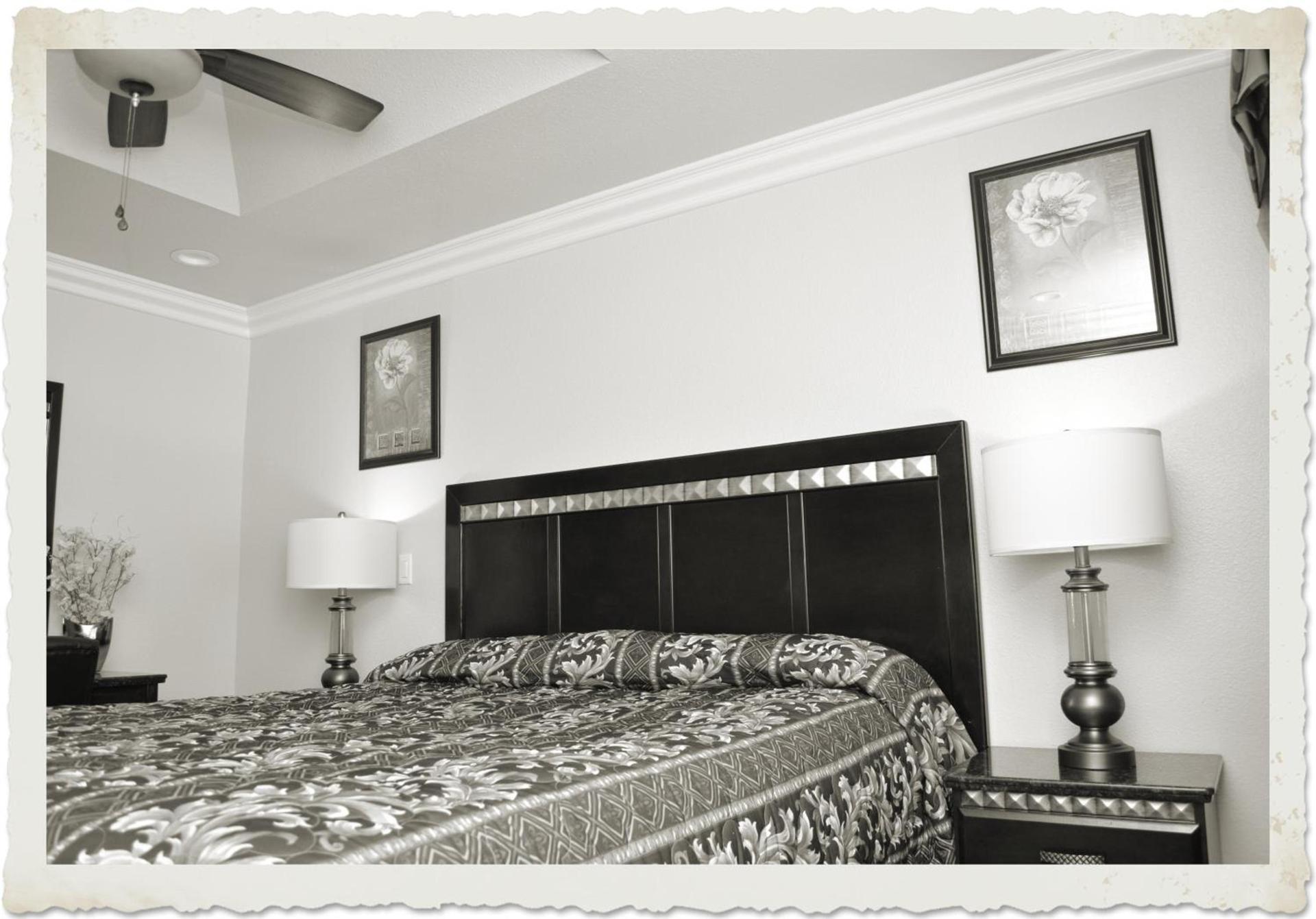 Crystal Lodge Motel photo 22