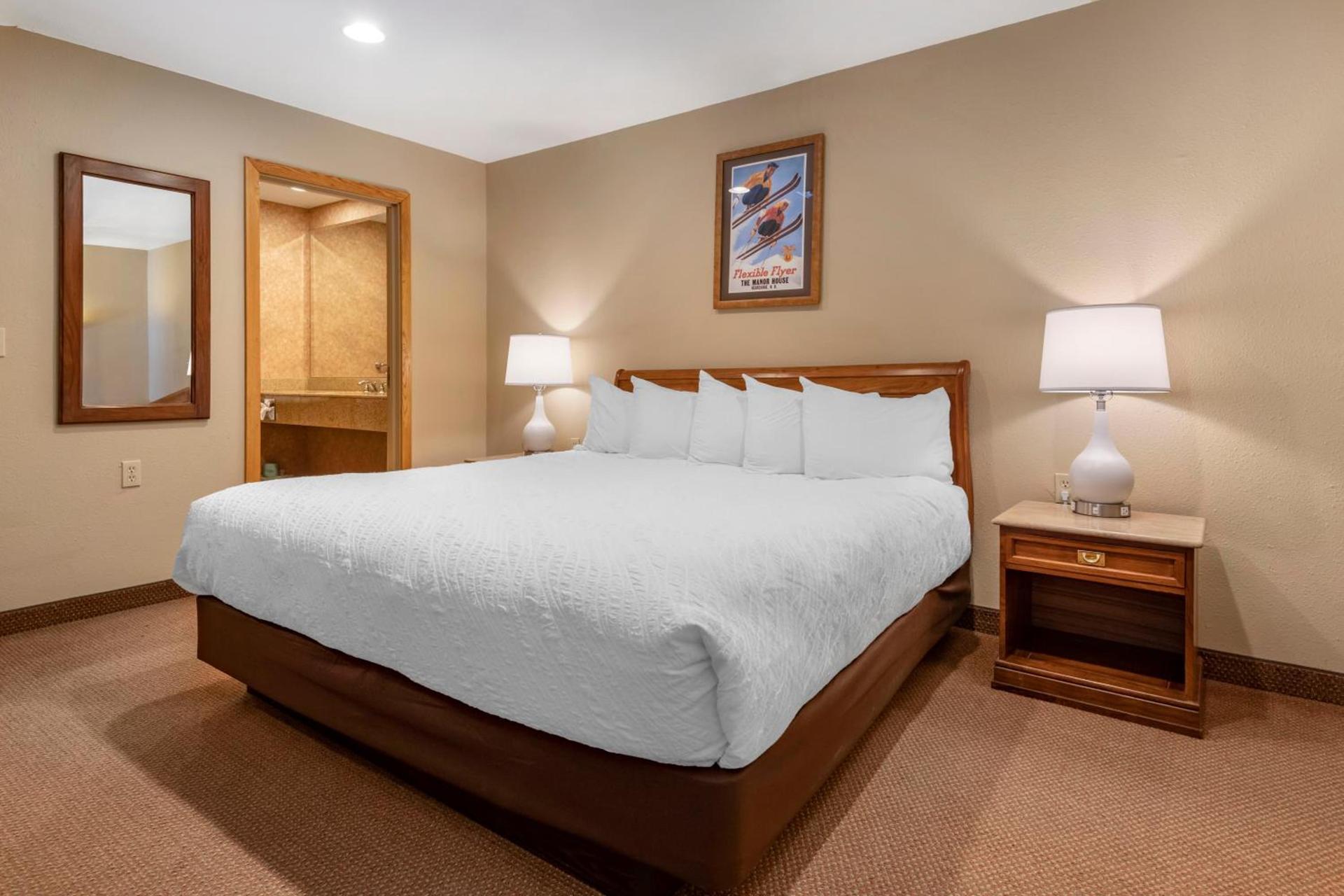 Mountain Edge Suites at Sunapee, an Ascend Collection Hotel photo 5