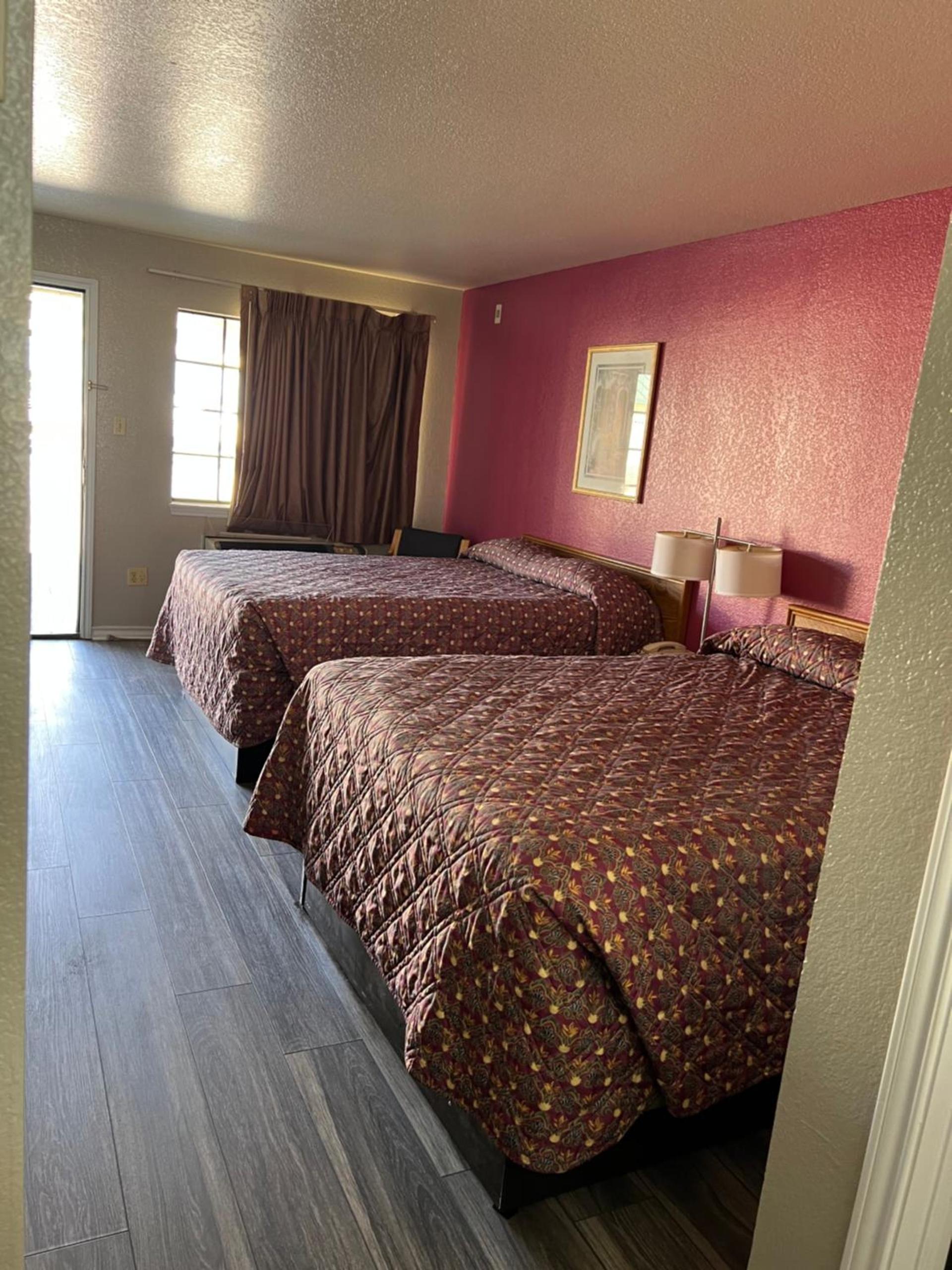 COUNTRY INN MOTEL photo 6