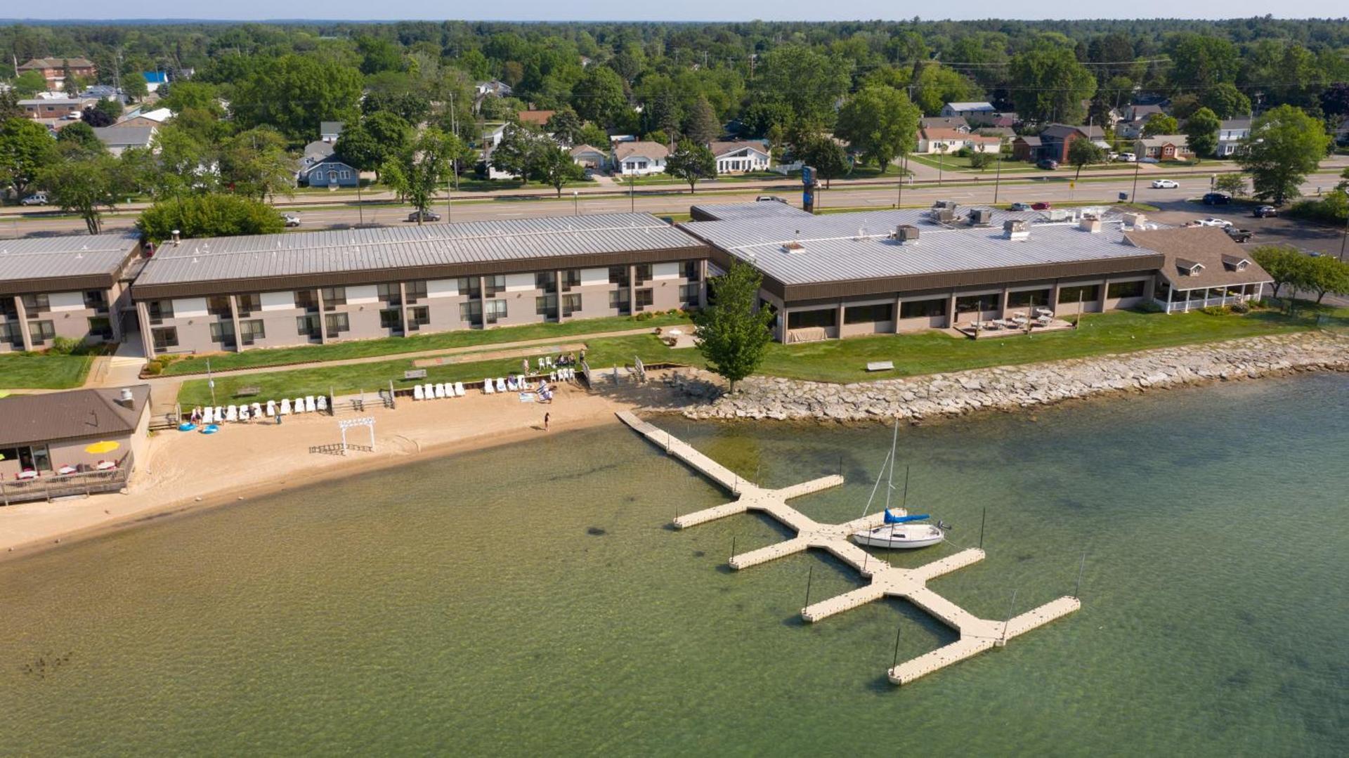 Tawas Bay Beach Resort & Conference Center photo 81