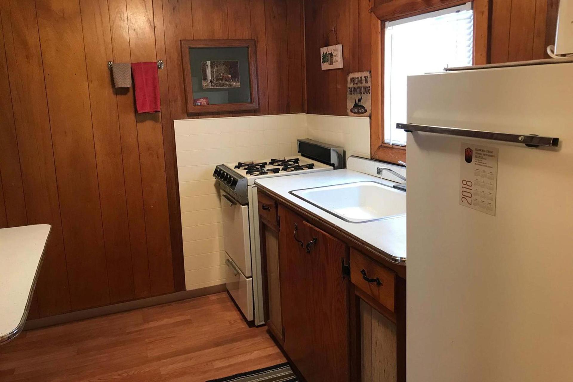 Elkhorn Lodge photo 34
