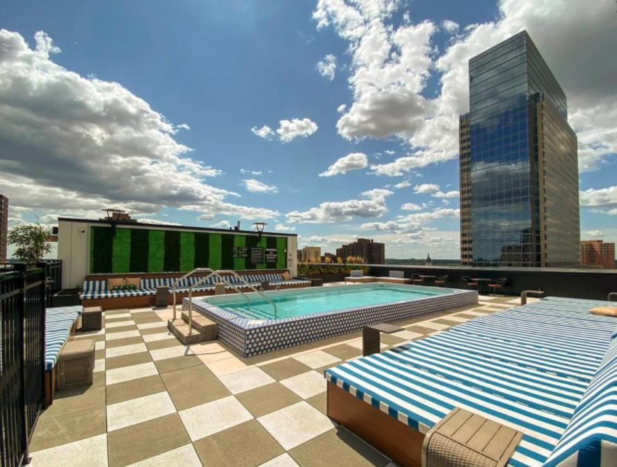 Mint House Minneapolis - Downtown West photo 5