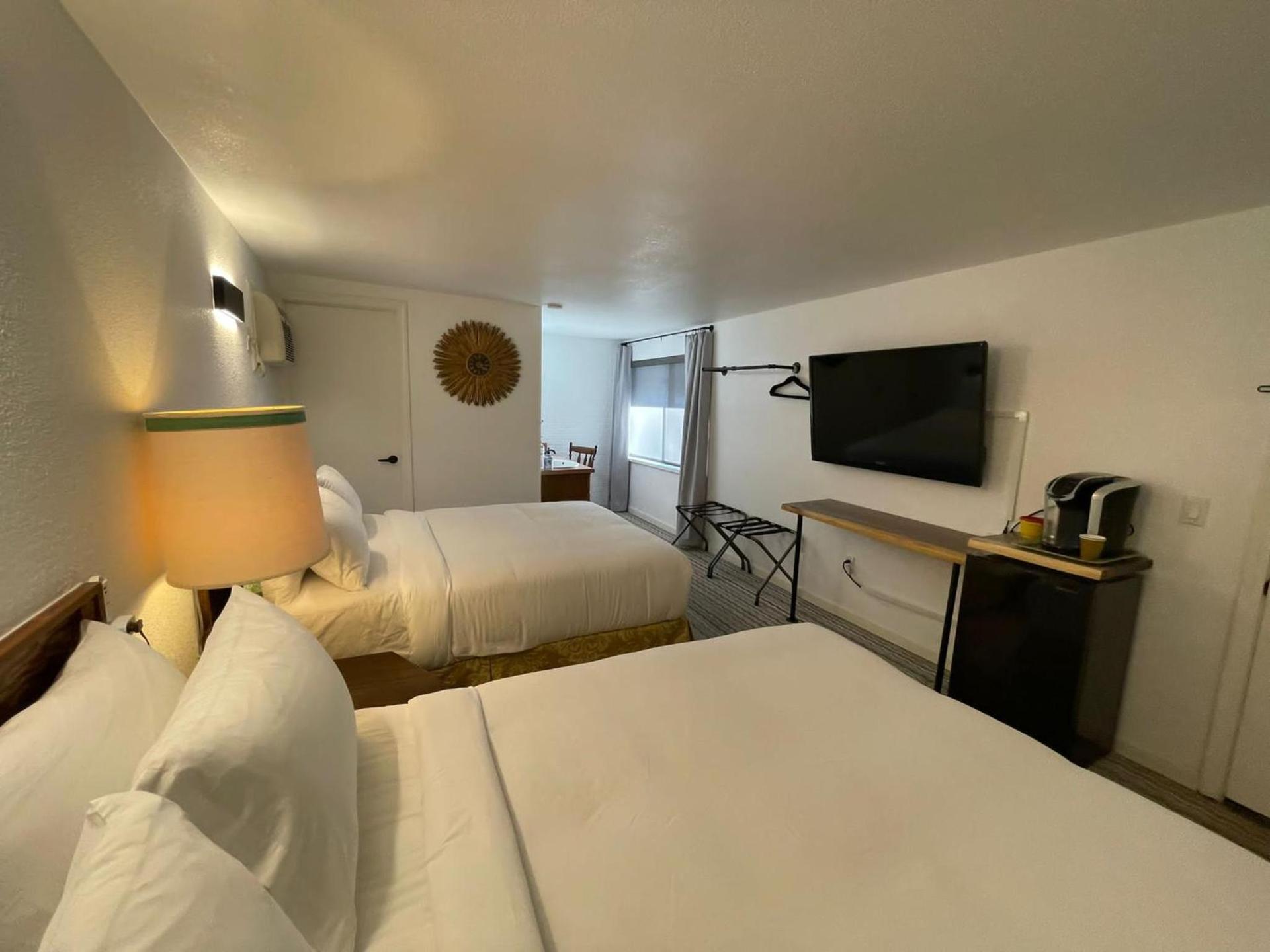 The Aztec Motel & Creative Space photo 43