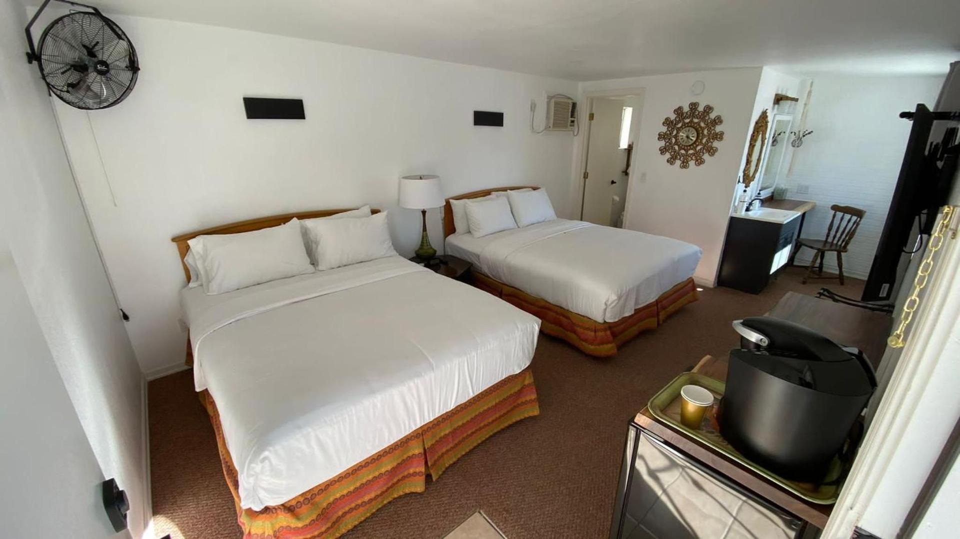 The Aztec Motel & Creative Space photo 40