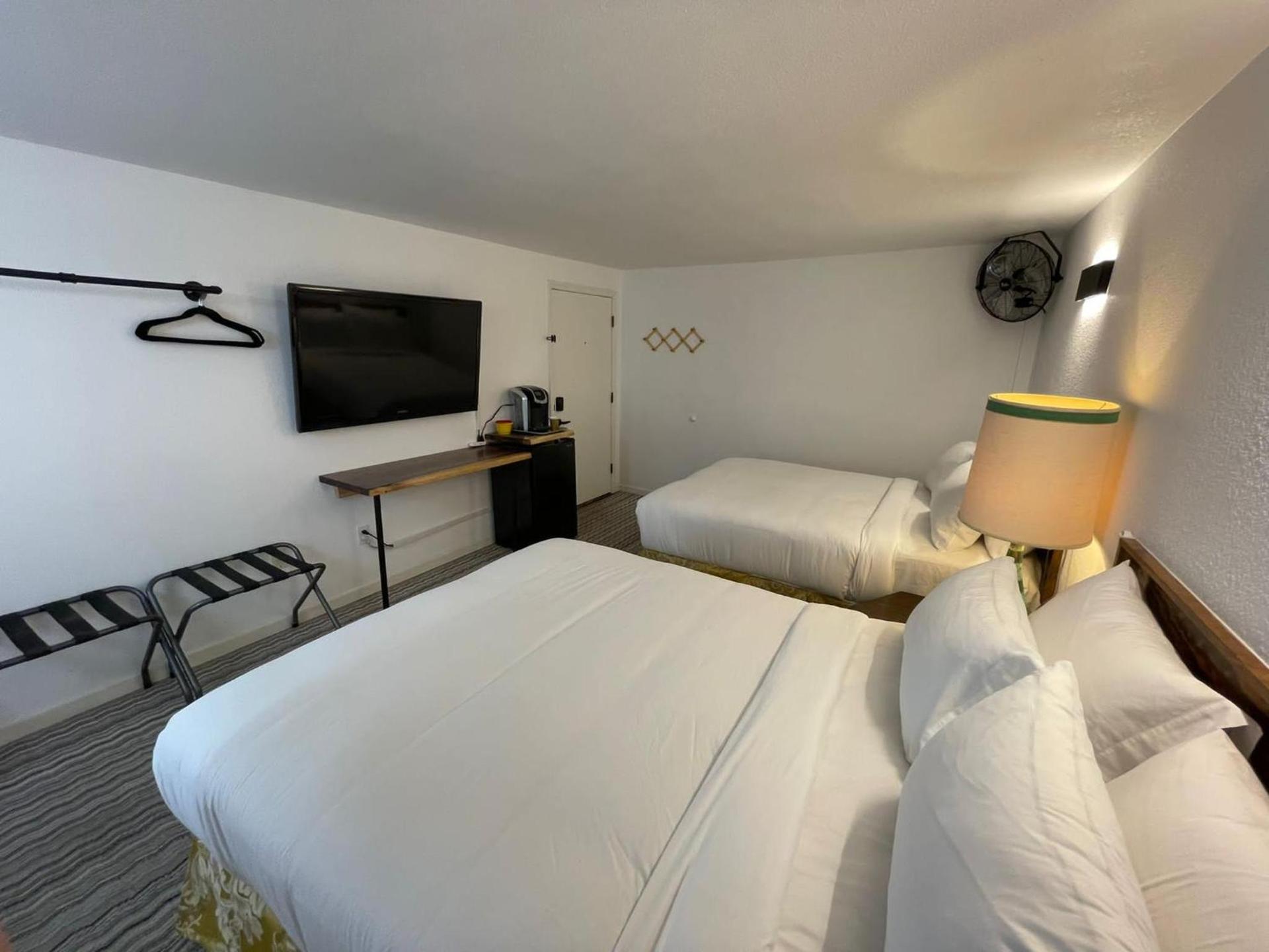 The Aztec Motel & Creative Space photo 39