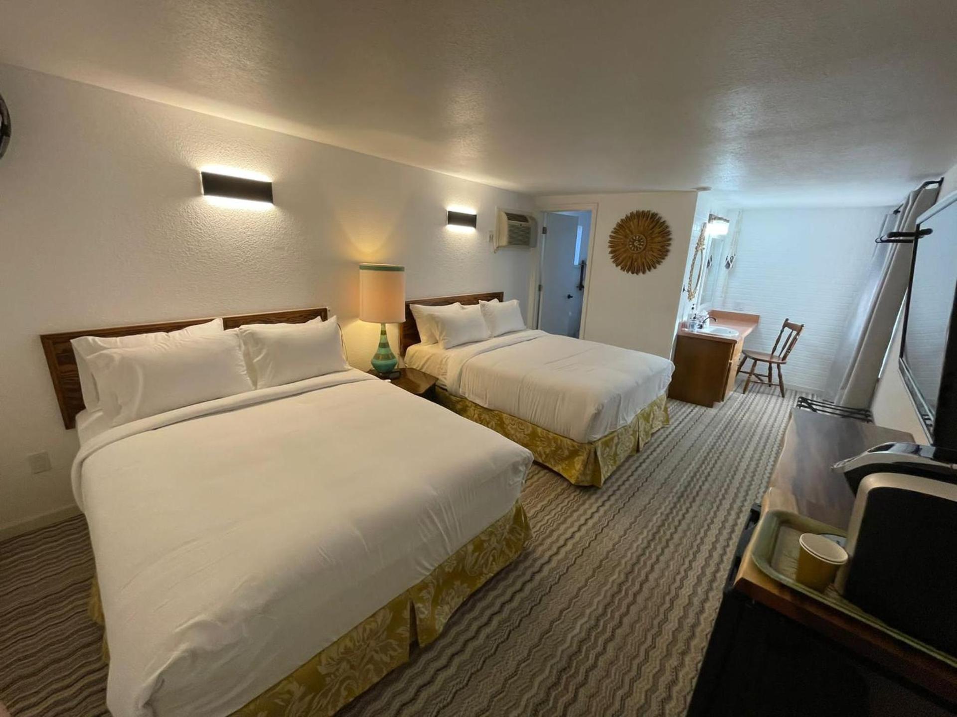 The Aztec Motel & Creative Space photo 12