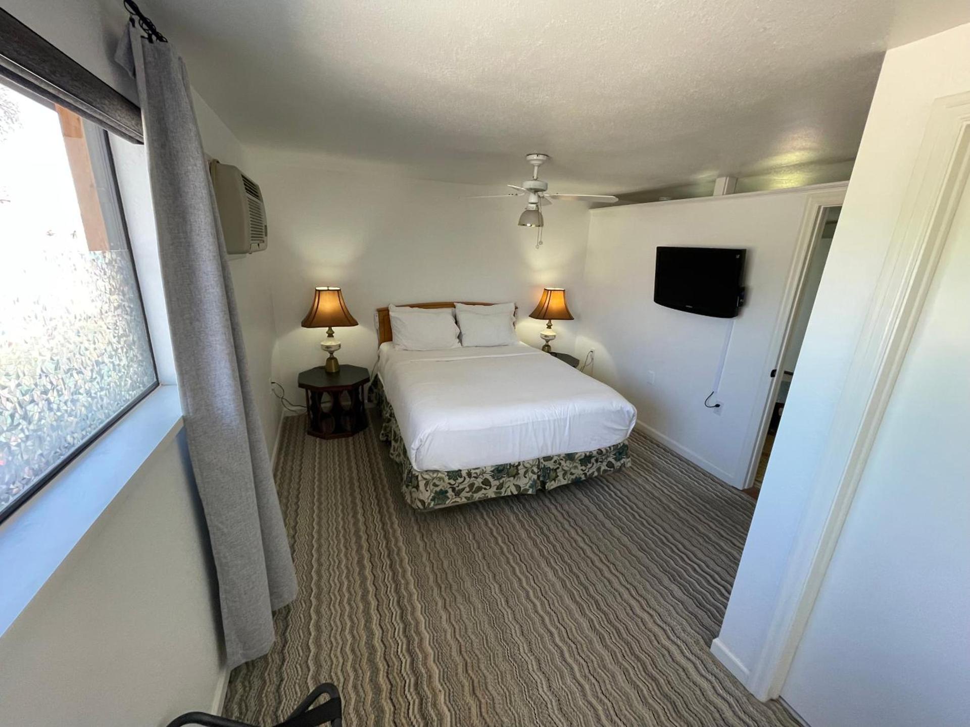 The Aztec Motel & Creative Space photo 53