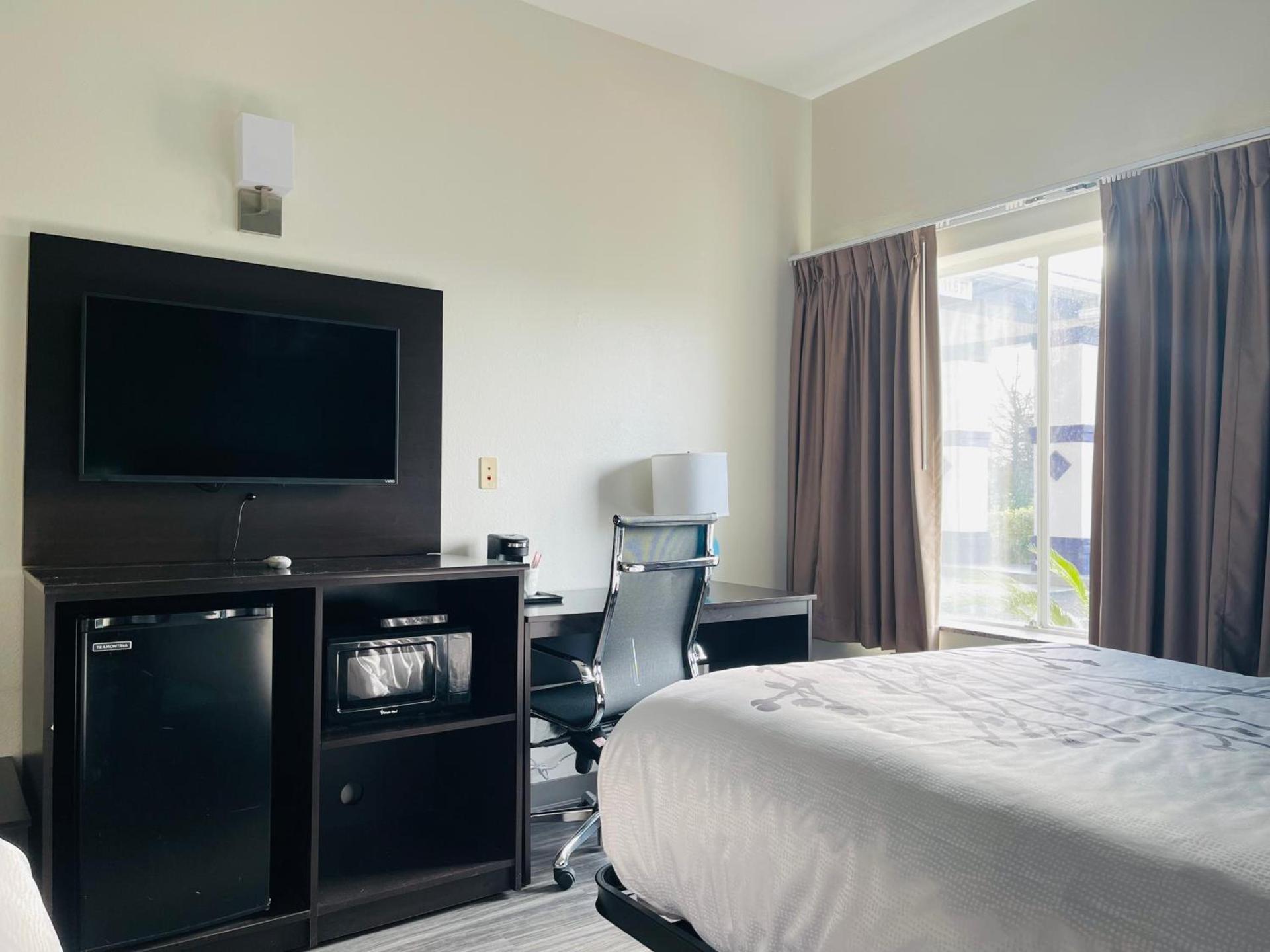 Sleep Inn & Suites Foley - Gulf Shores North photo 13
