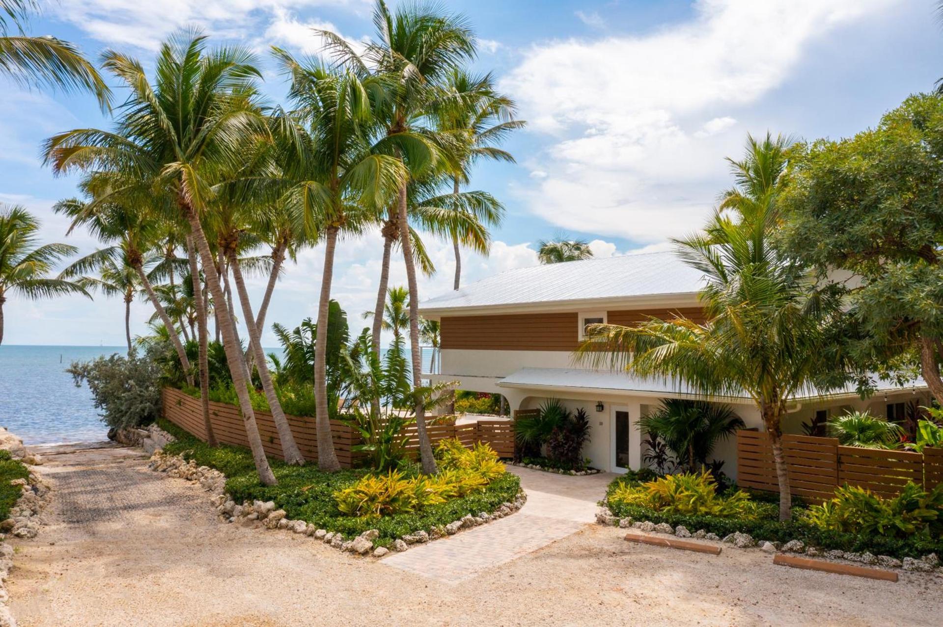 La Siesta Resort & Villas photo 47