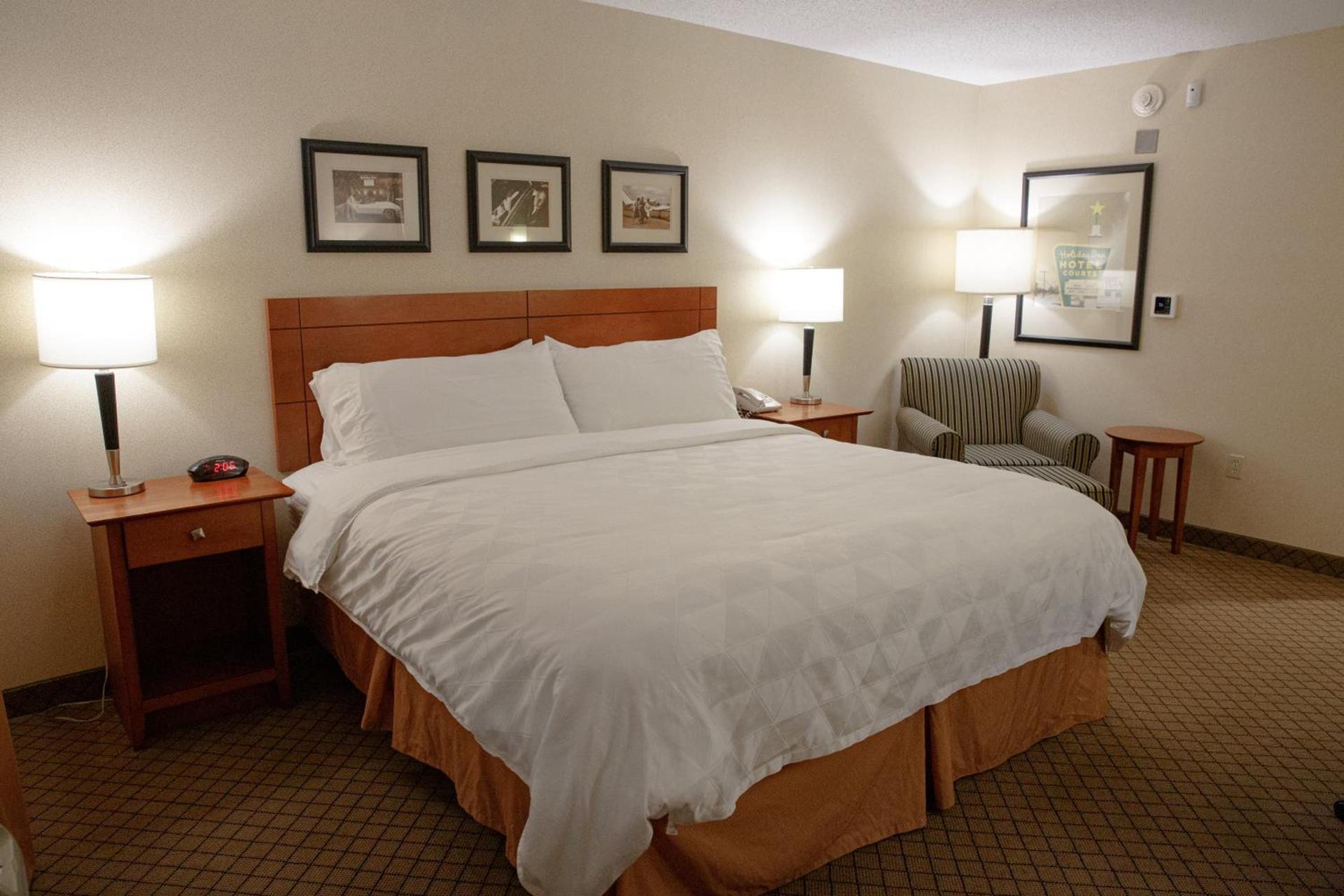 Holiday Inn Battle Creek by IHG photo 32