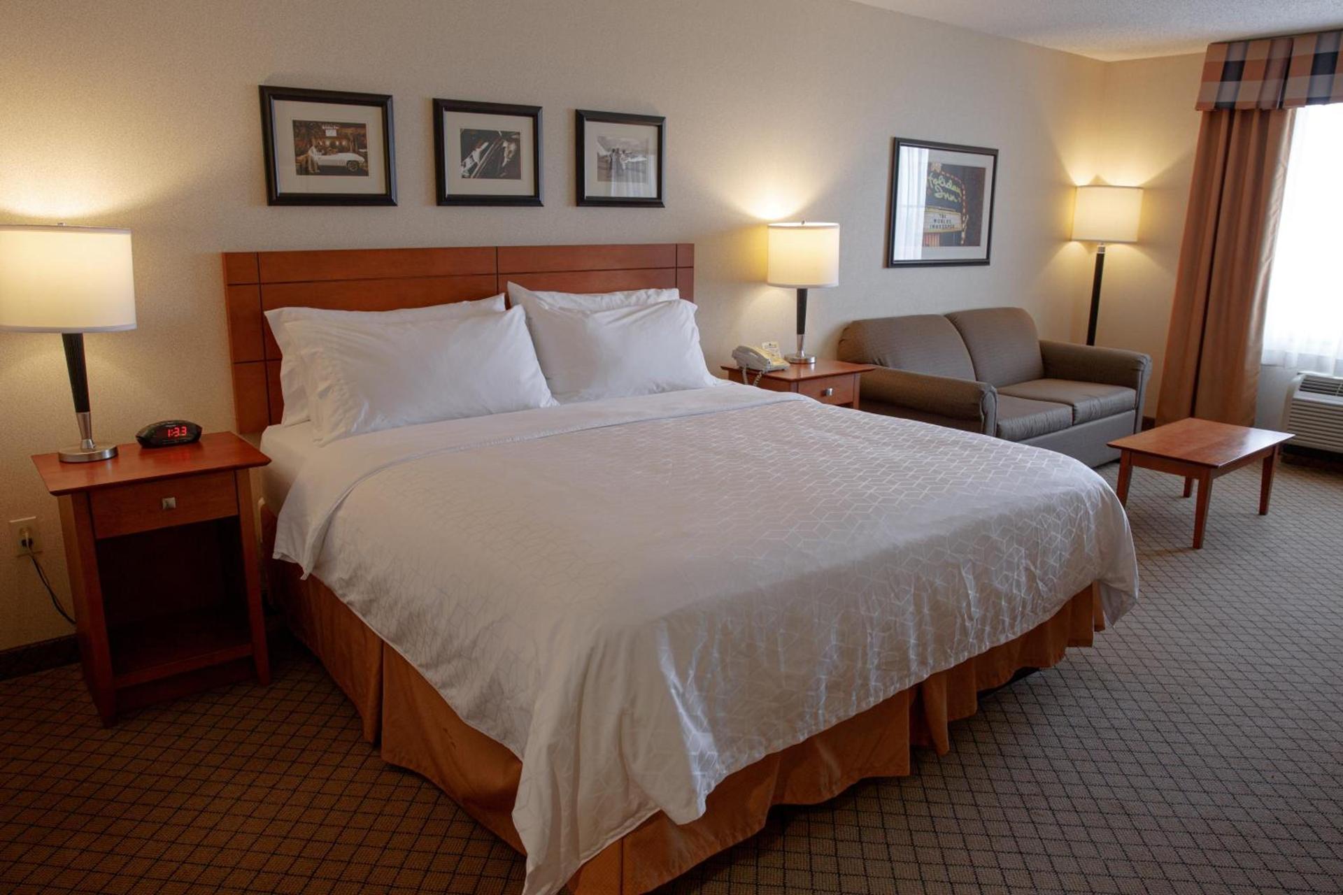 Holiday Inn Battle Creek by IHG photo 35