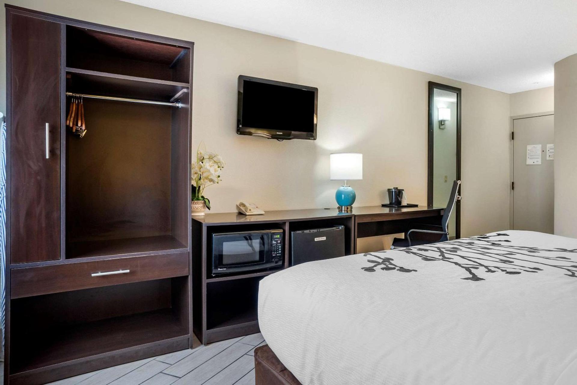 Sleep Inn Destin near Miramar Beach photo 13