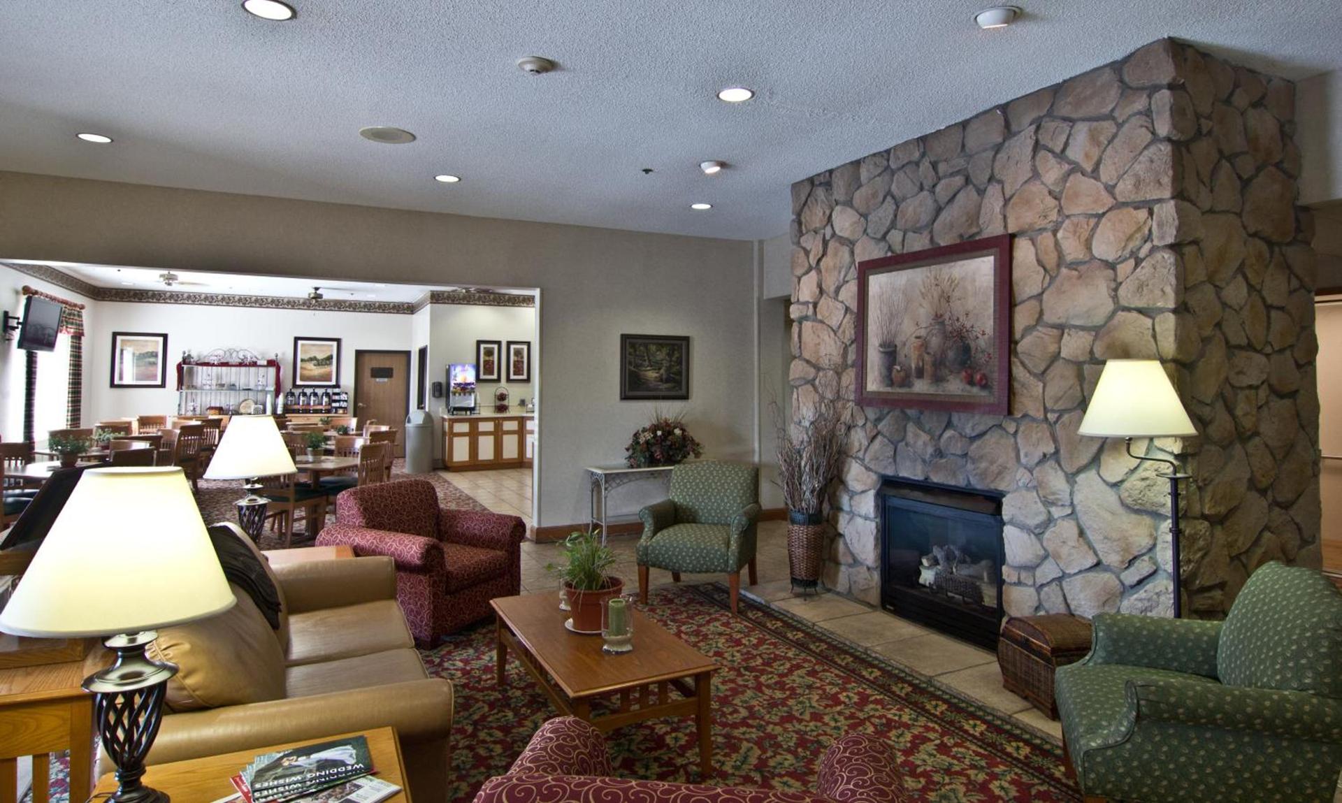 Coshocton Village Inn & Suites photo 20