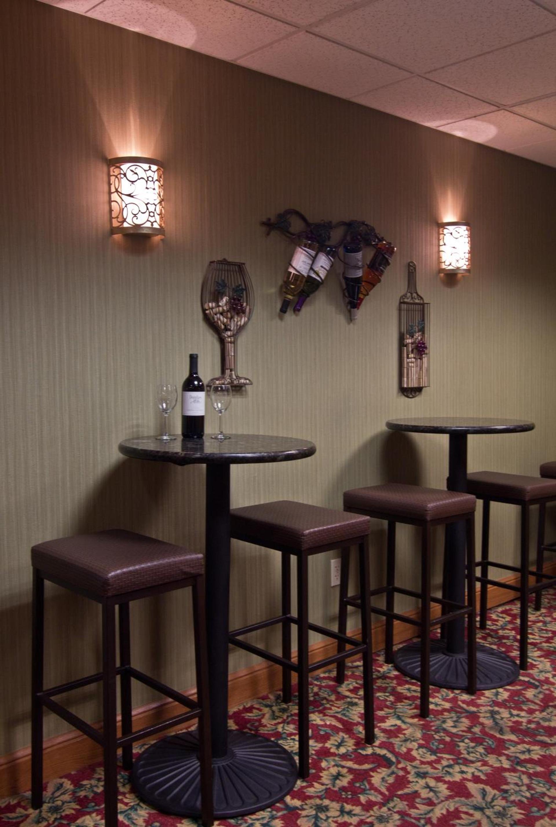 Coshocton Village Inn & Suites photo 21