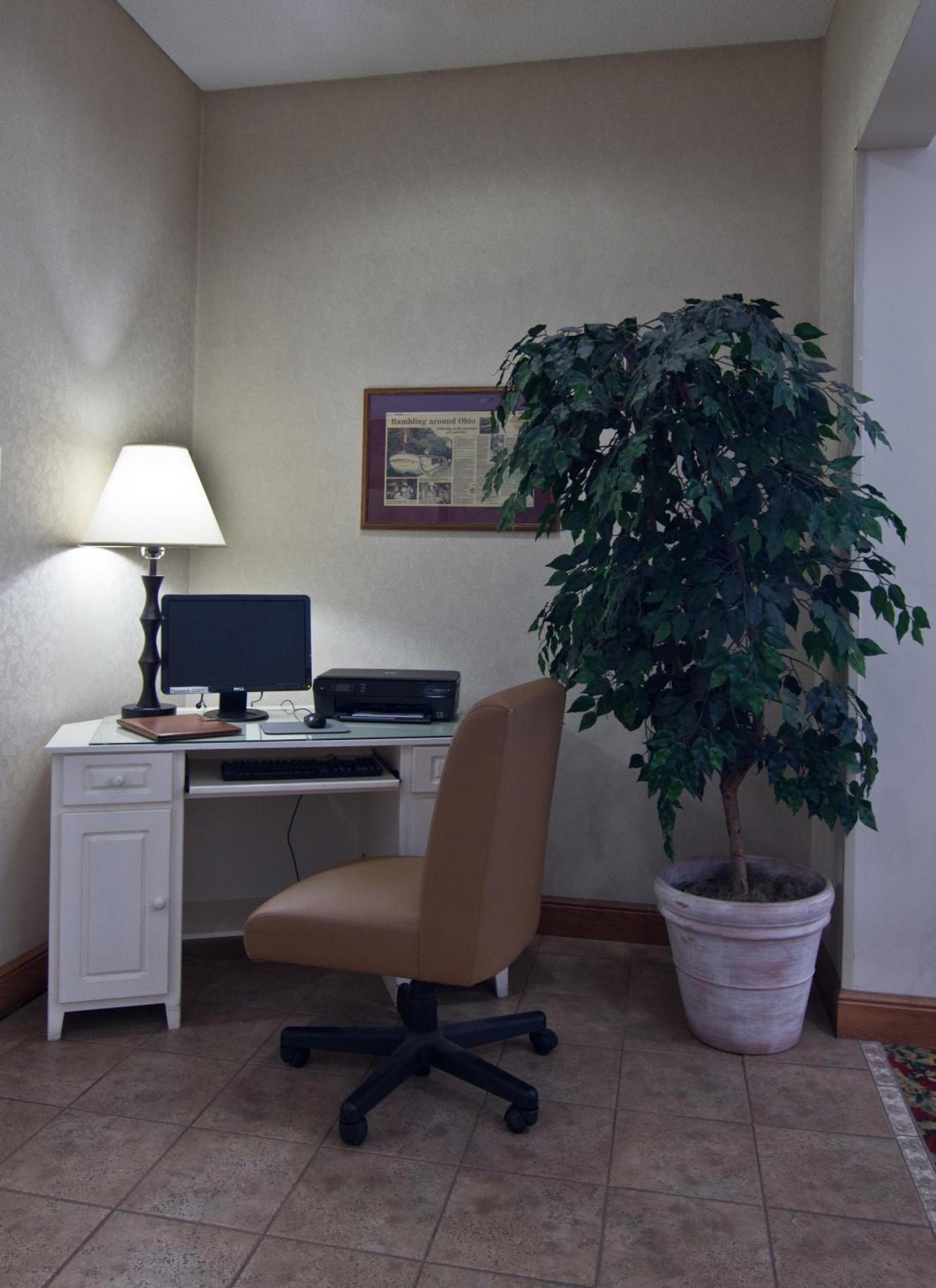 Coshocton Village Inn & Suites photo 22