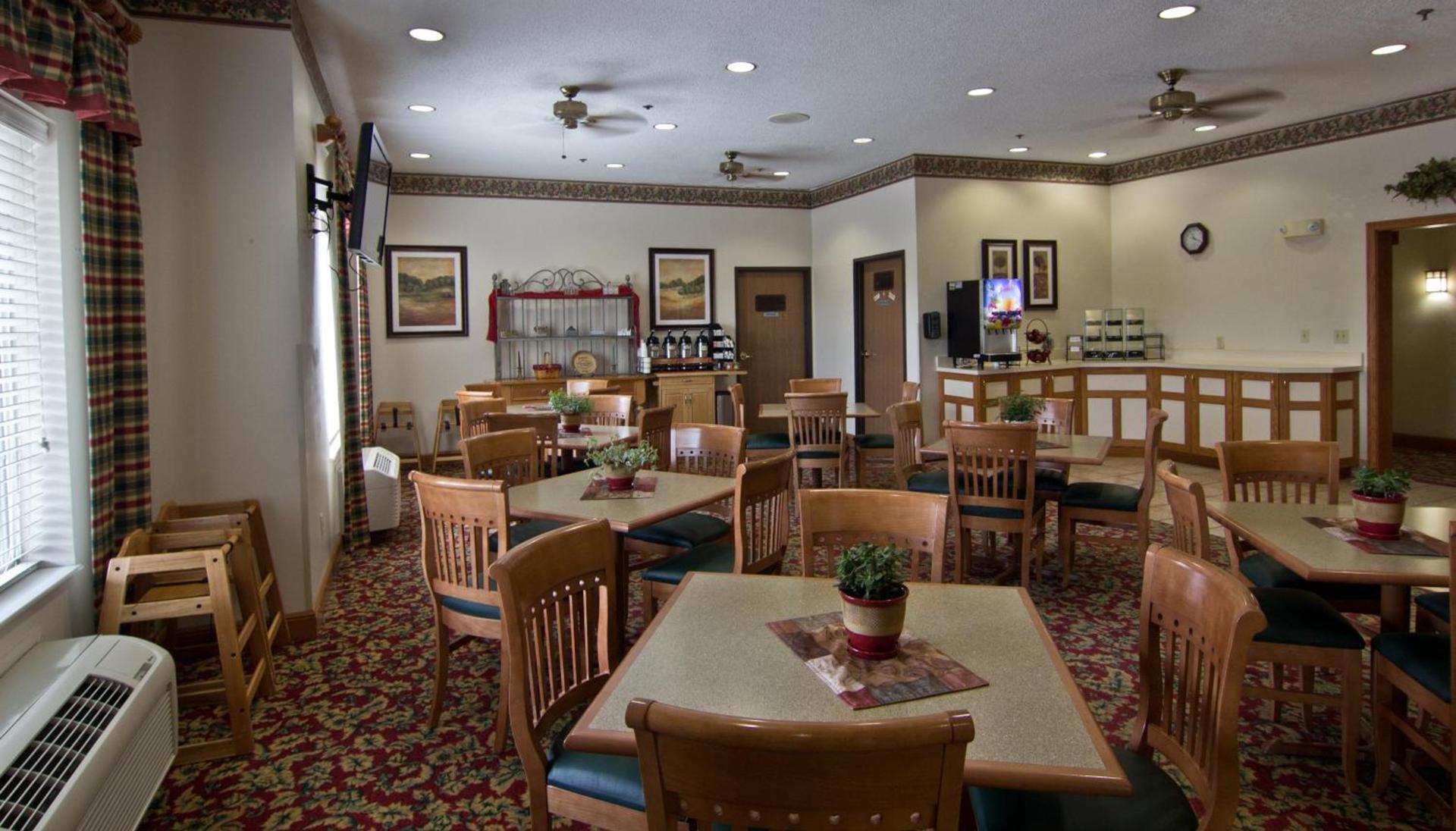 Coshocton Village Inn & Suites photo 18