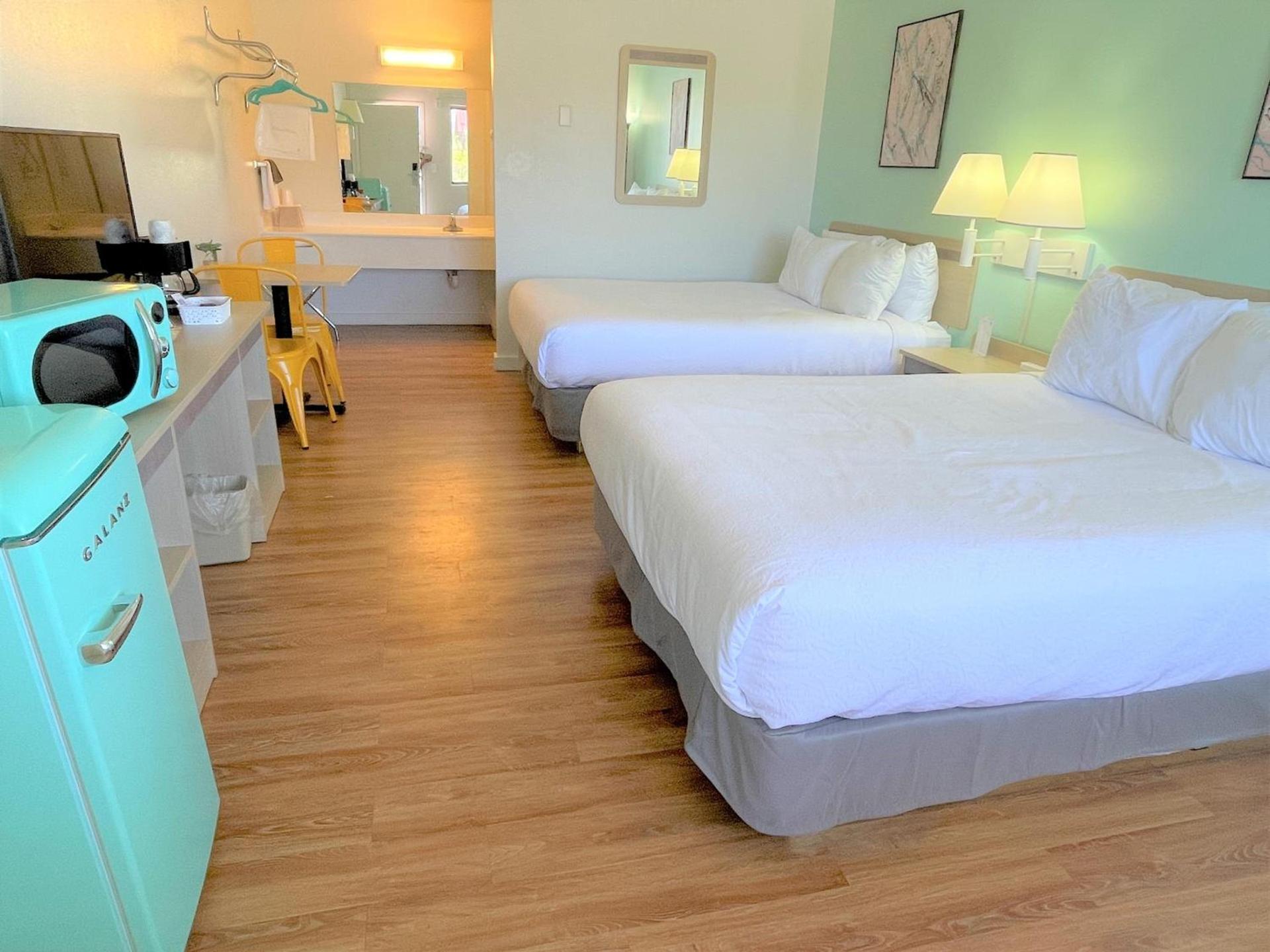 LuLu Silver City photo 56