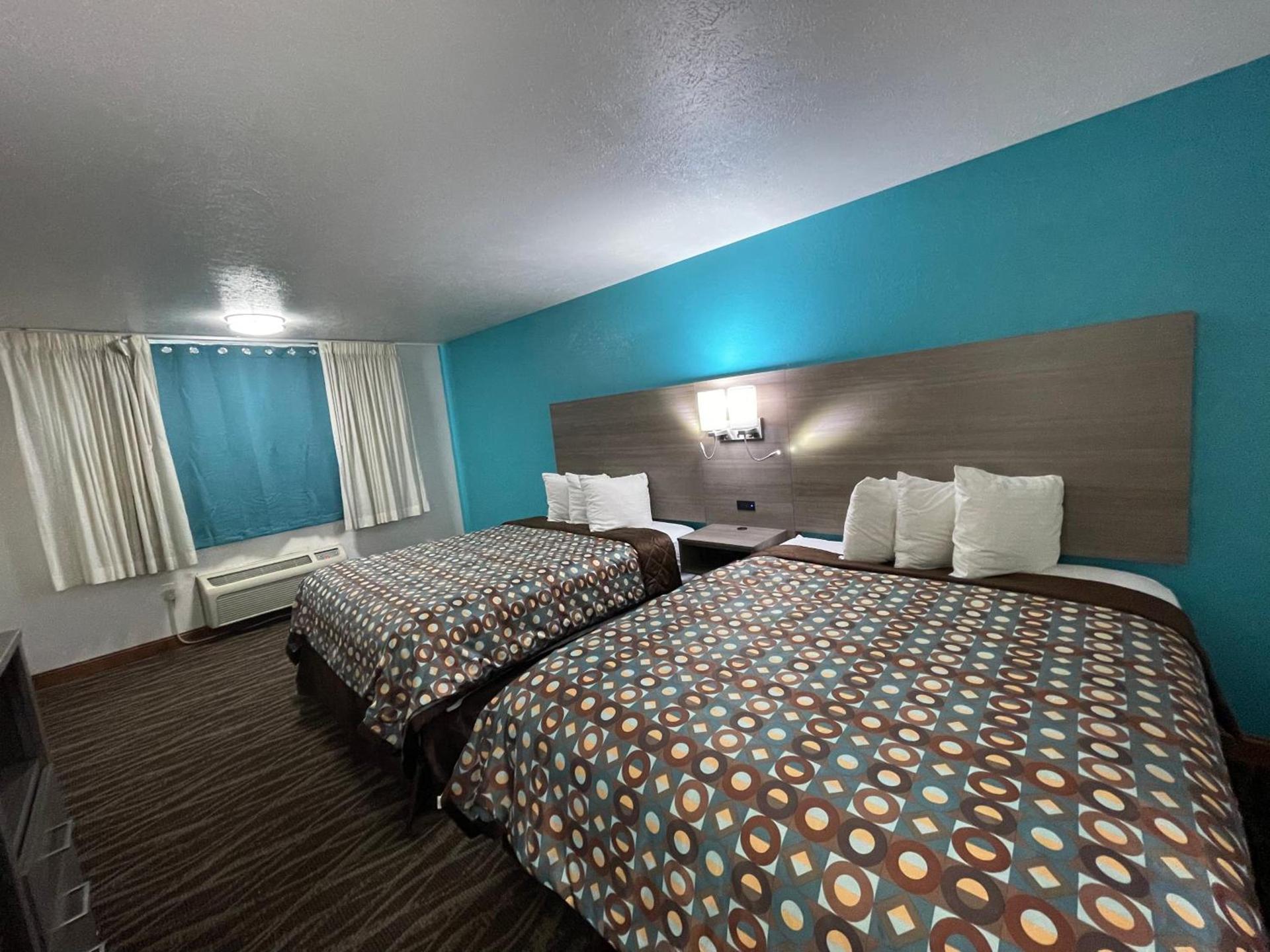 Baymont by Wyndham Bellevue - Omaha photo 7