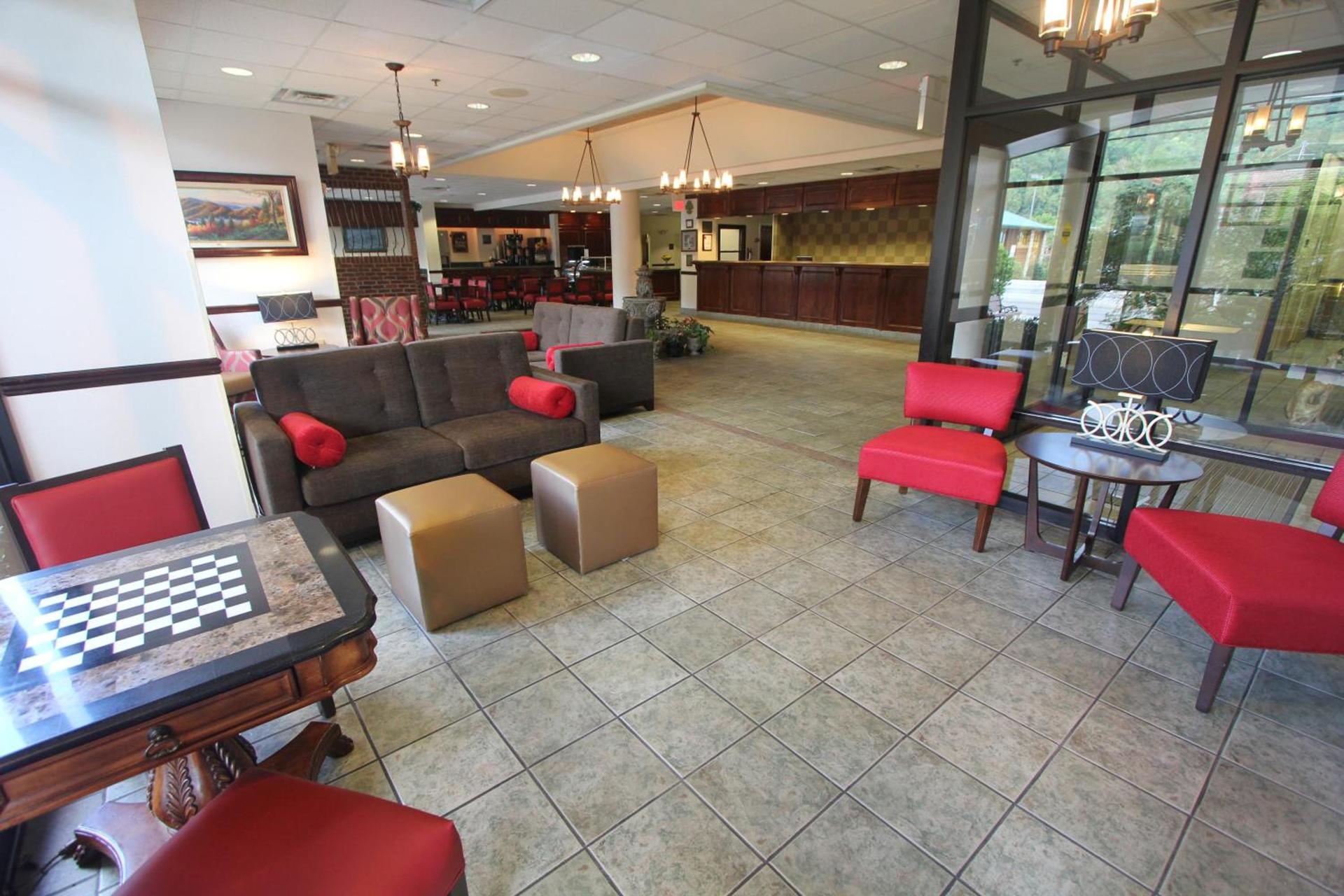 Black Bear Inn & Suites photo 29