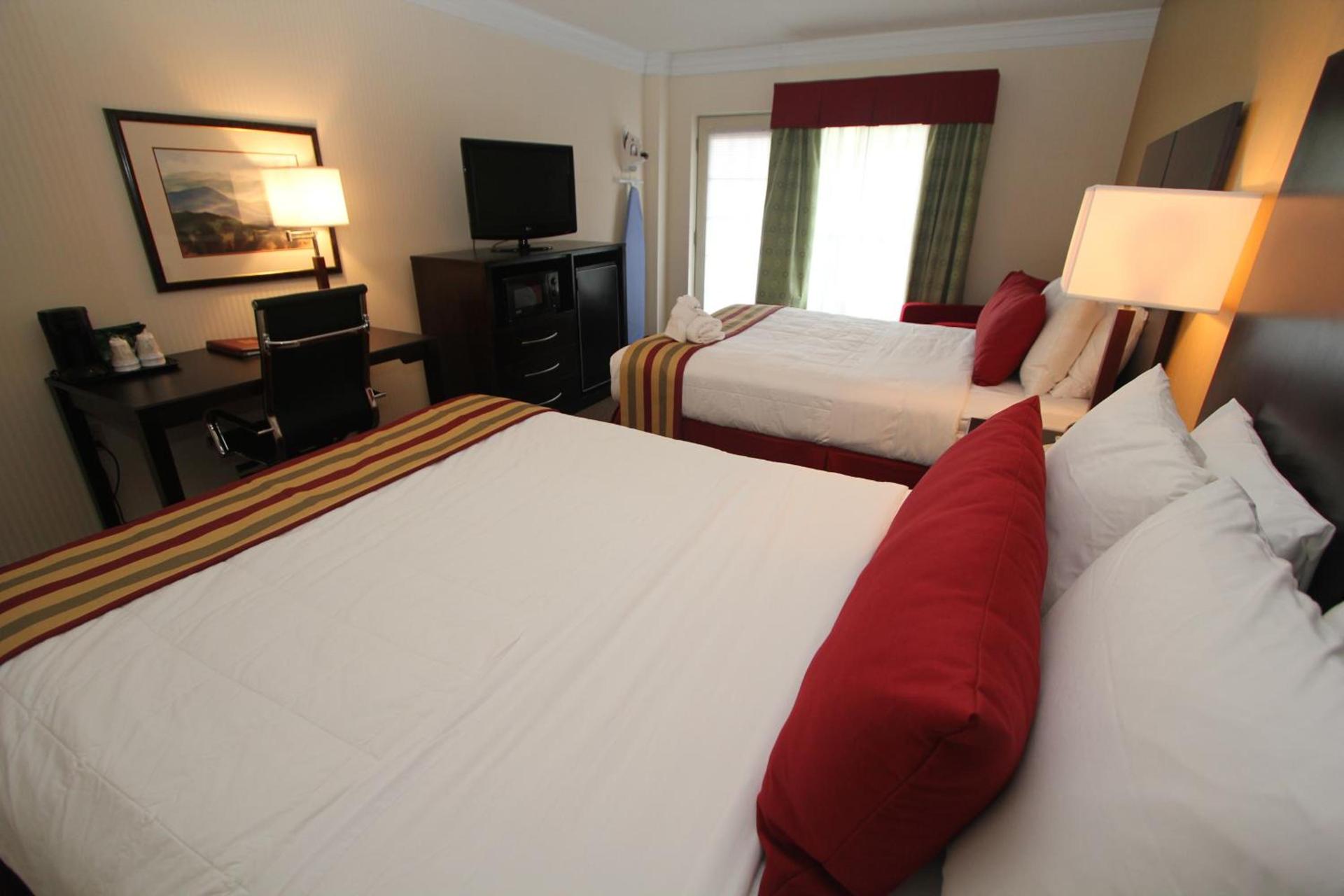 Black Bear Inn & Suites photo 30