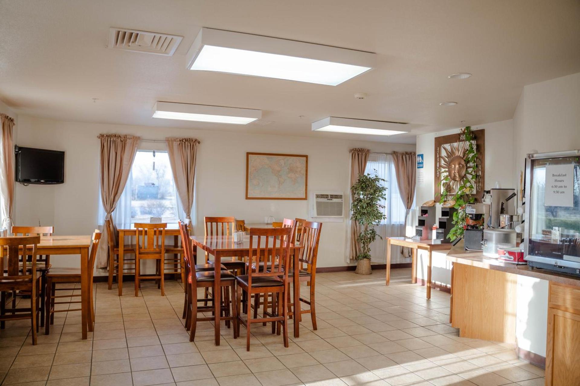 Haysville Express Inn photo 2