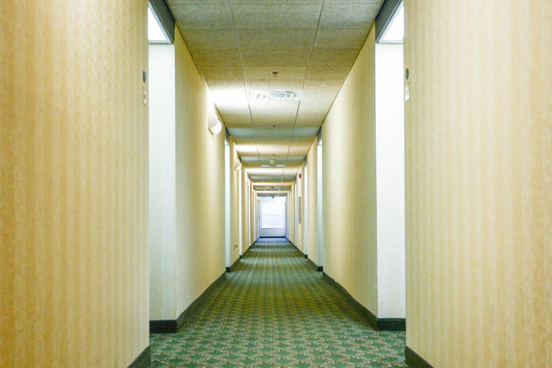 Greystone Inn & Suites photo 25