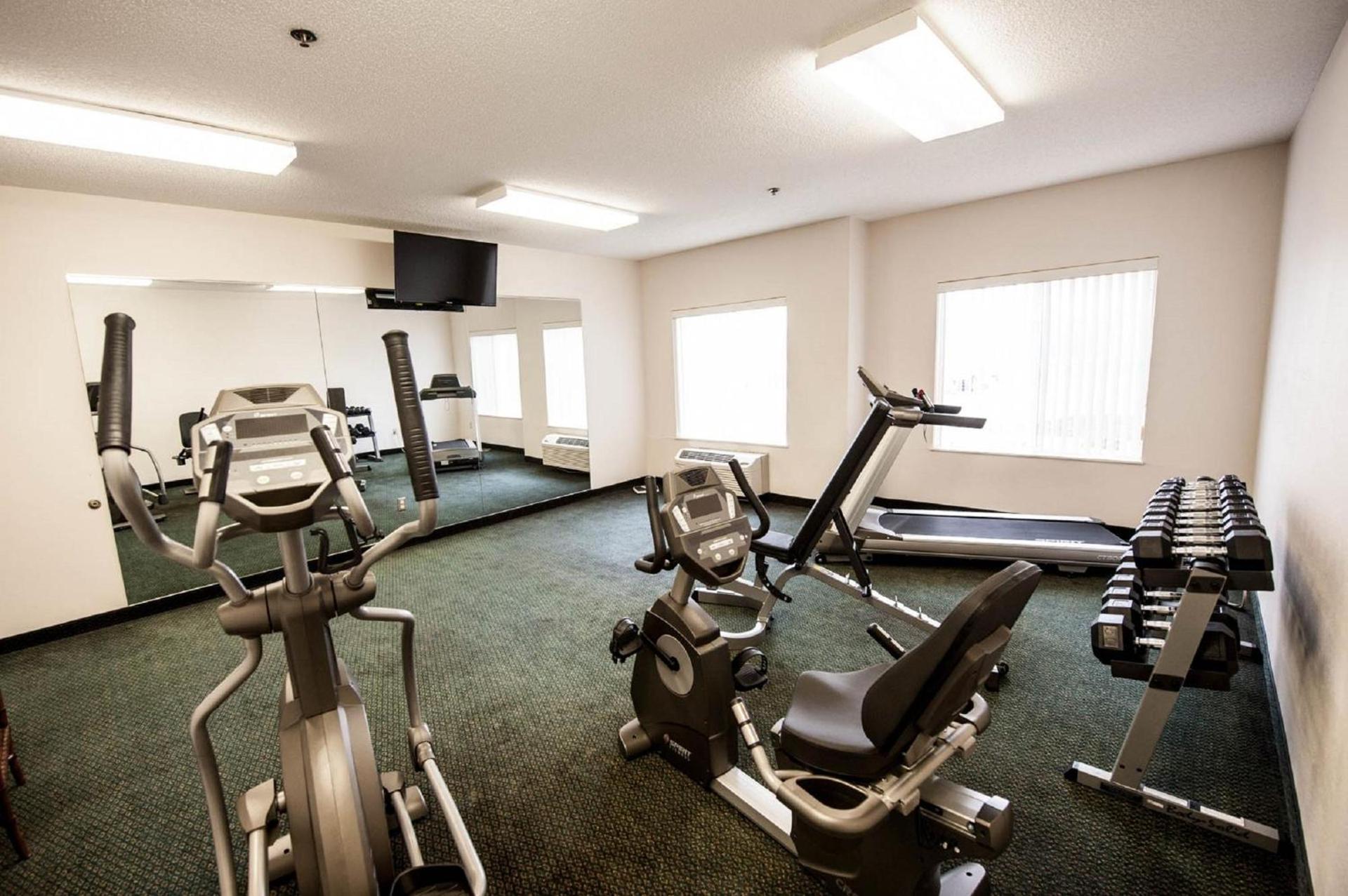 Greystone Inn & Suites photo 11