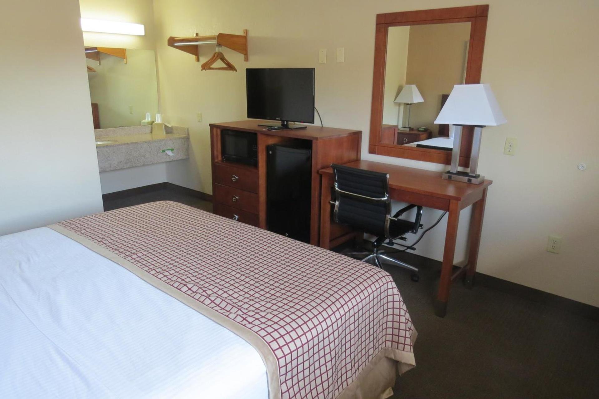 Sunset Inn - Augusta photo 14