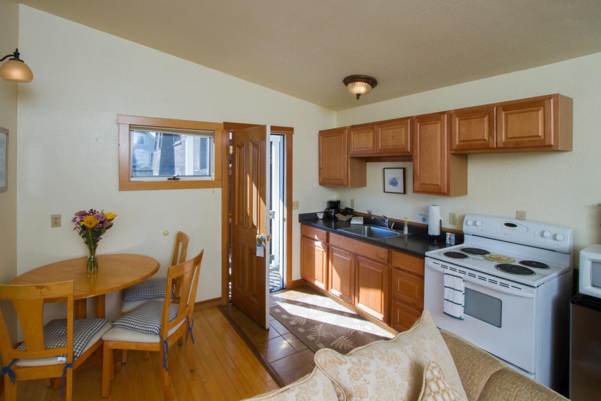 Sweetwater Inn and Spa photo 5