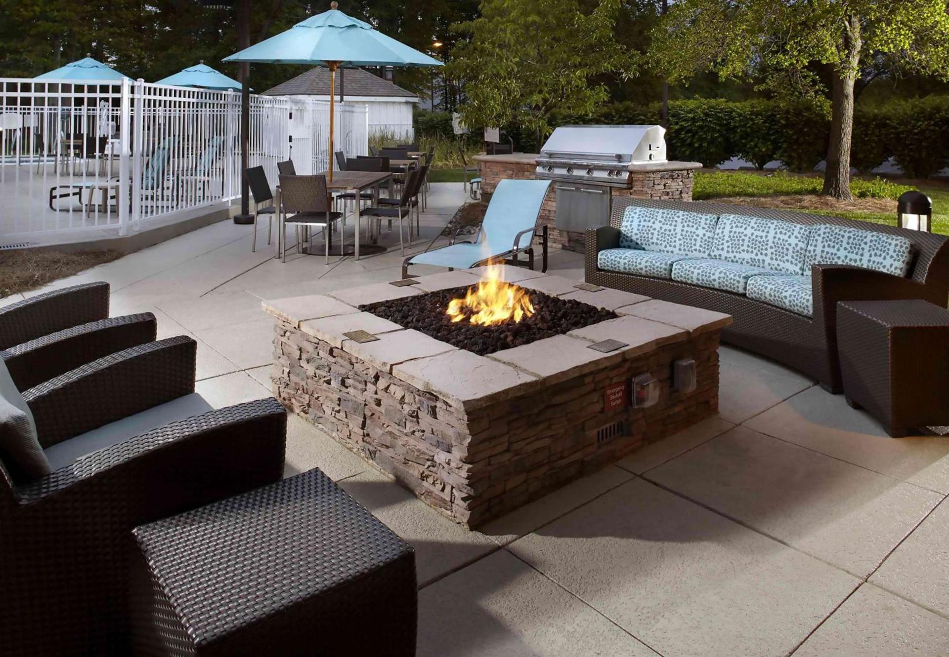 Sonesta ES Suites Cincinnati - Blue Ash photo 10