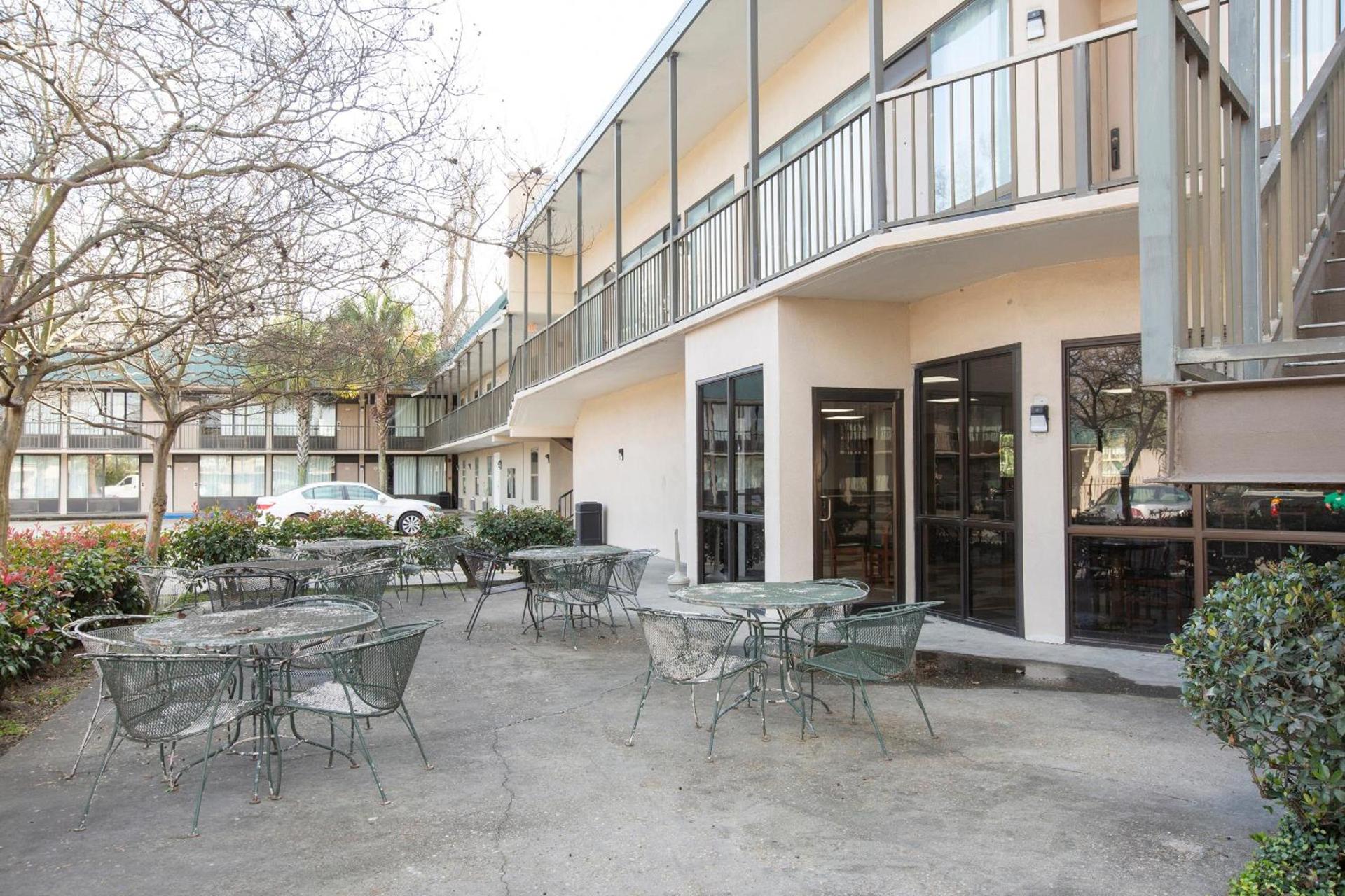 Port Allen Inn photo 6