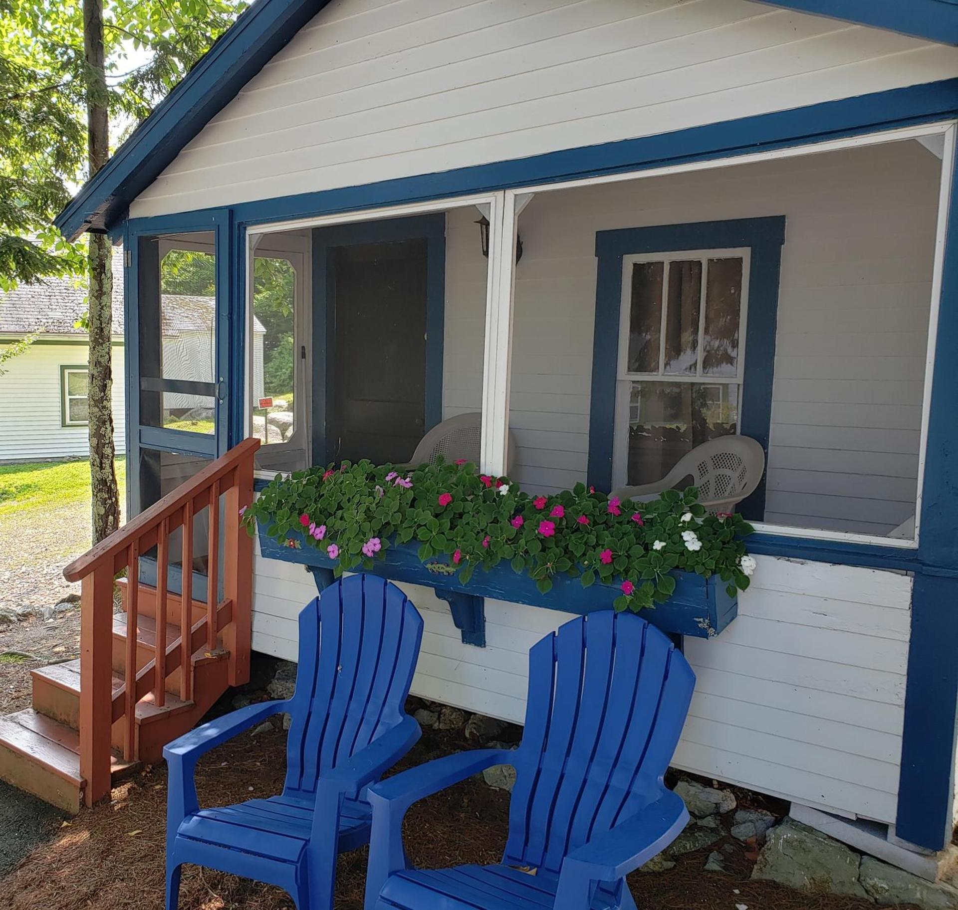Weirs Beach Motel & Cottages photo 26