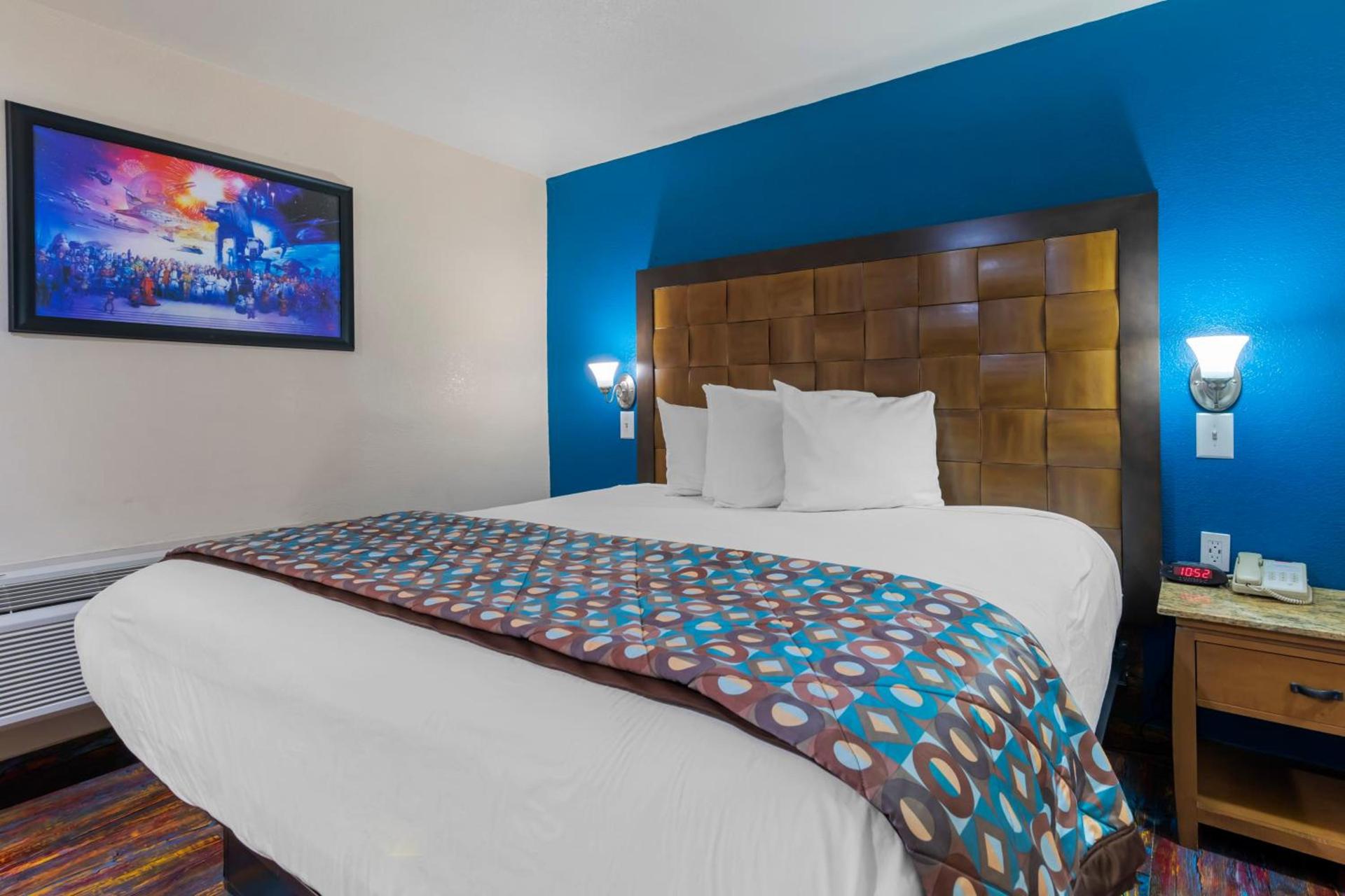 Anaheim Discovery Inn and Suites photo 95