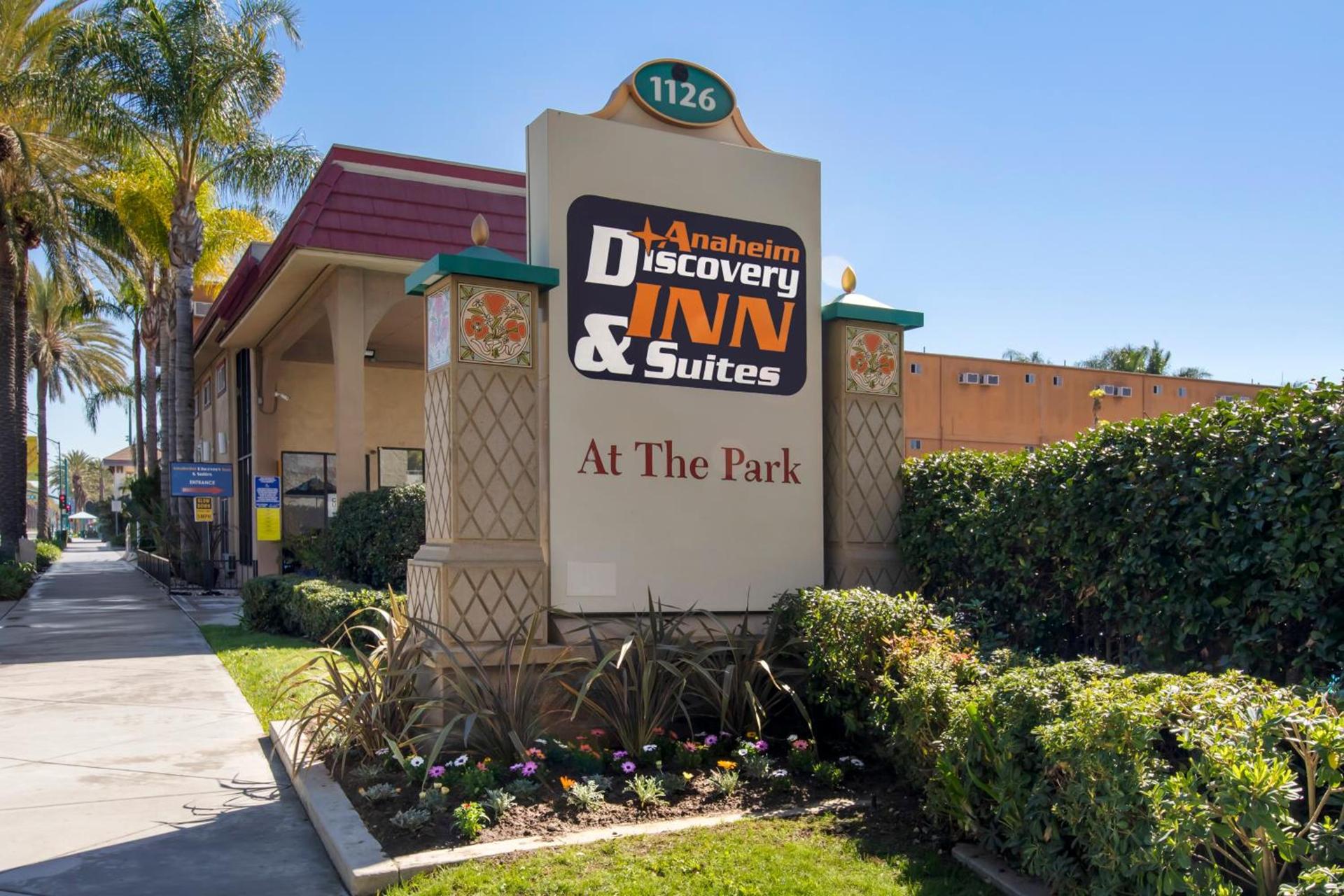 Anaheim Discovery Inn and Suites photo 80