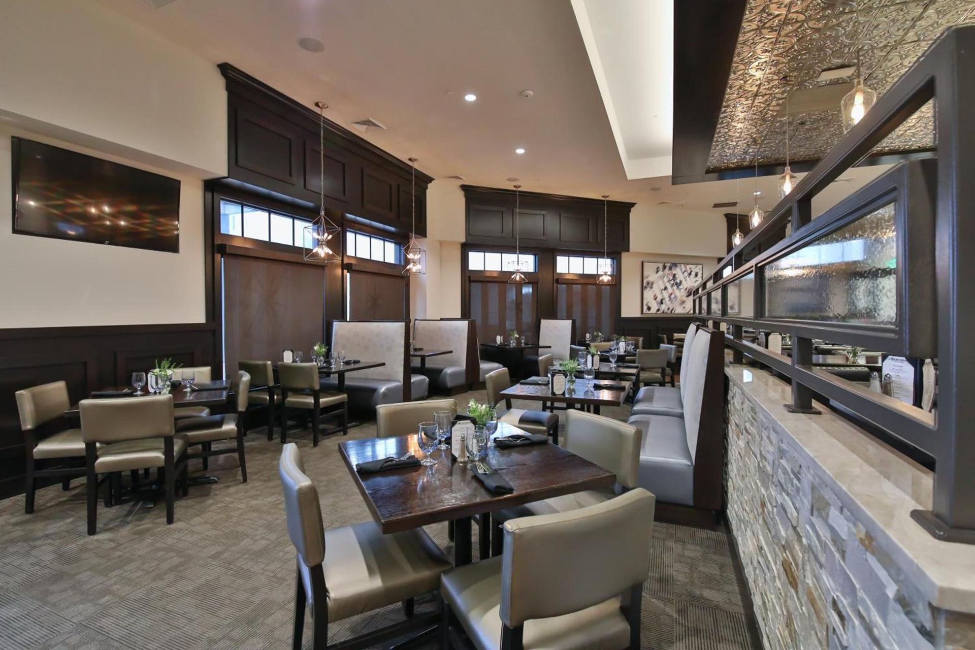 Crowne Plaza Providence-Warwick (Airport) by IHG photo 40
