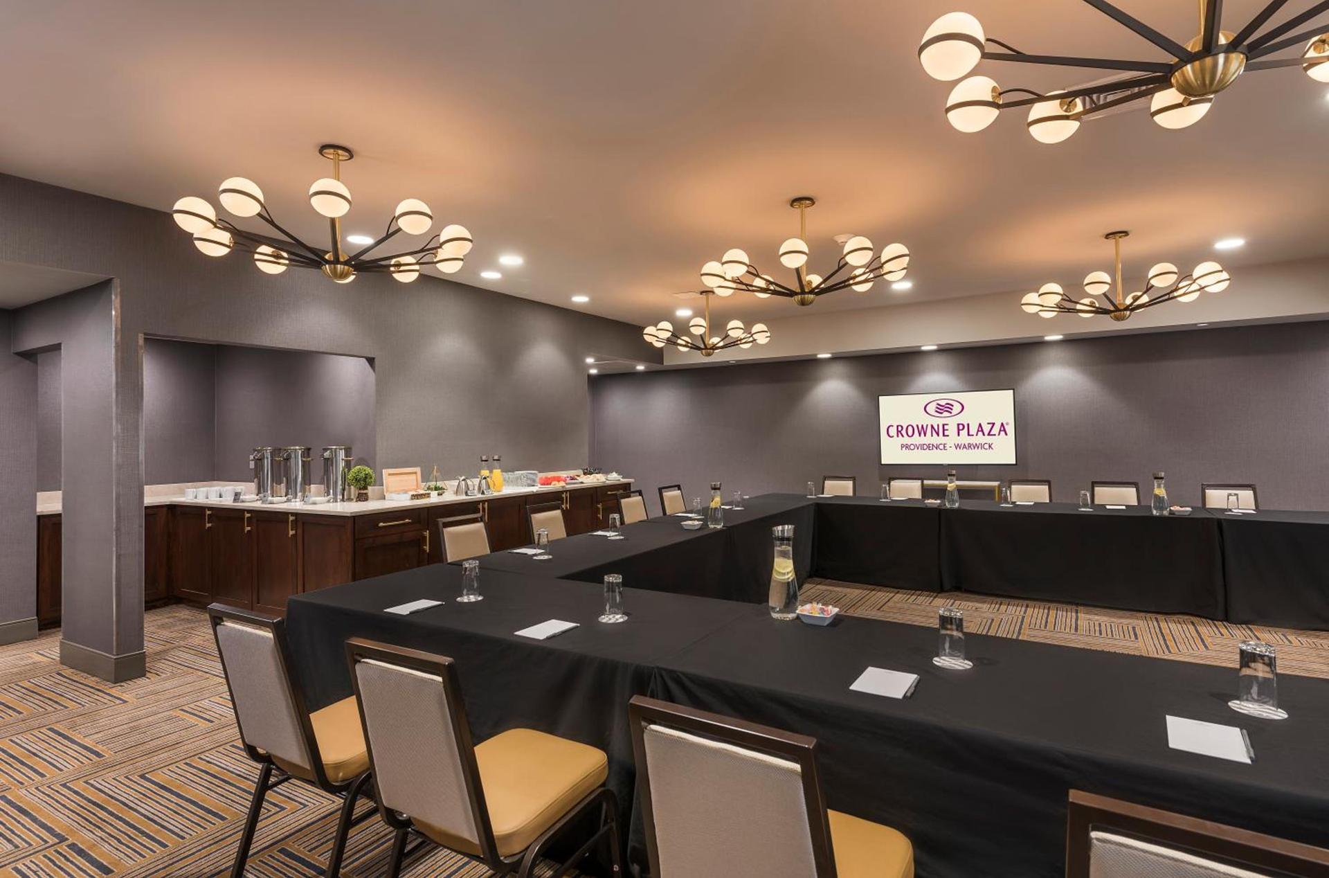 Crowne Plaza Providence-Warwick (Airport) by IHG photo 21