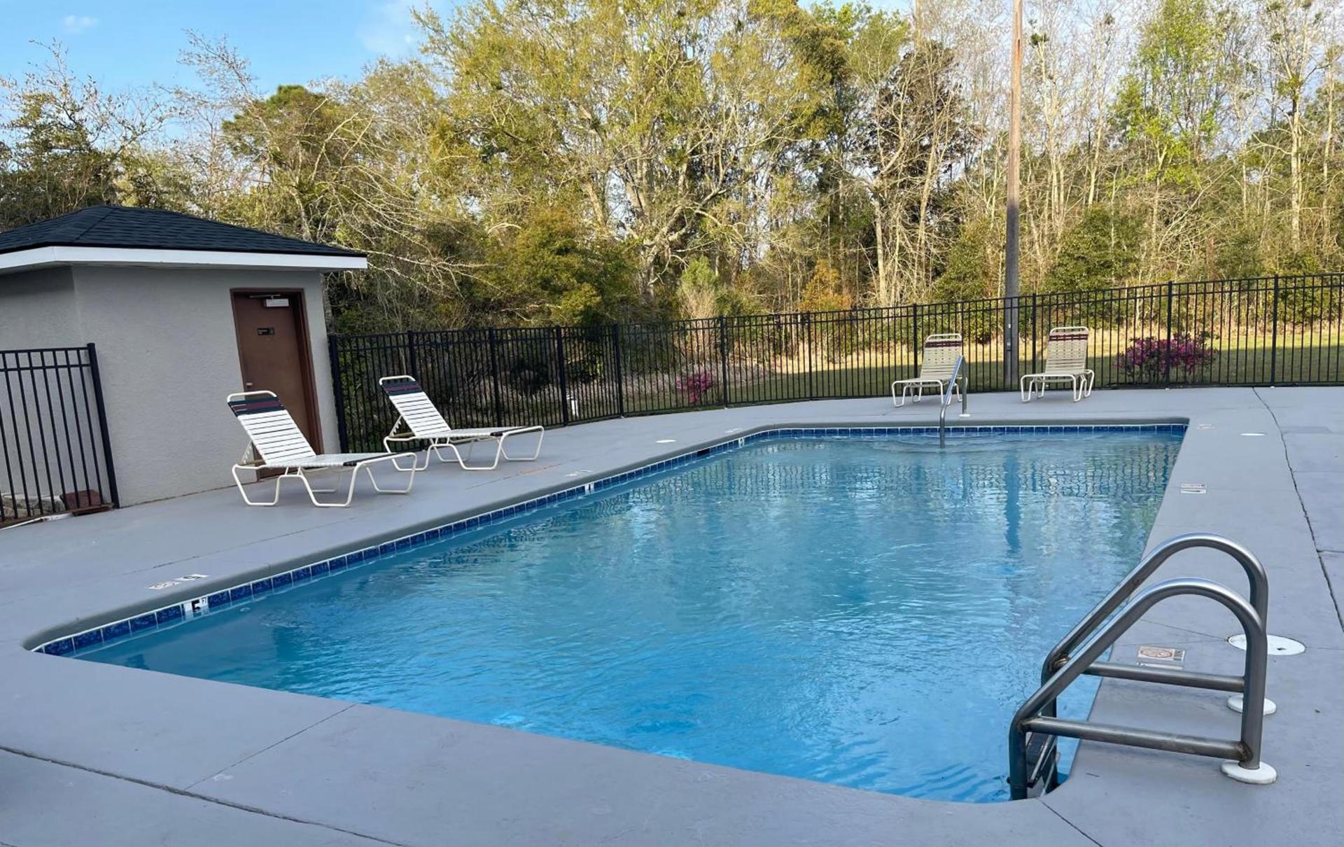 Sleep Inn & Suites Foley - Gulf Shores North photo 23