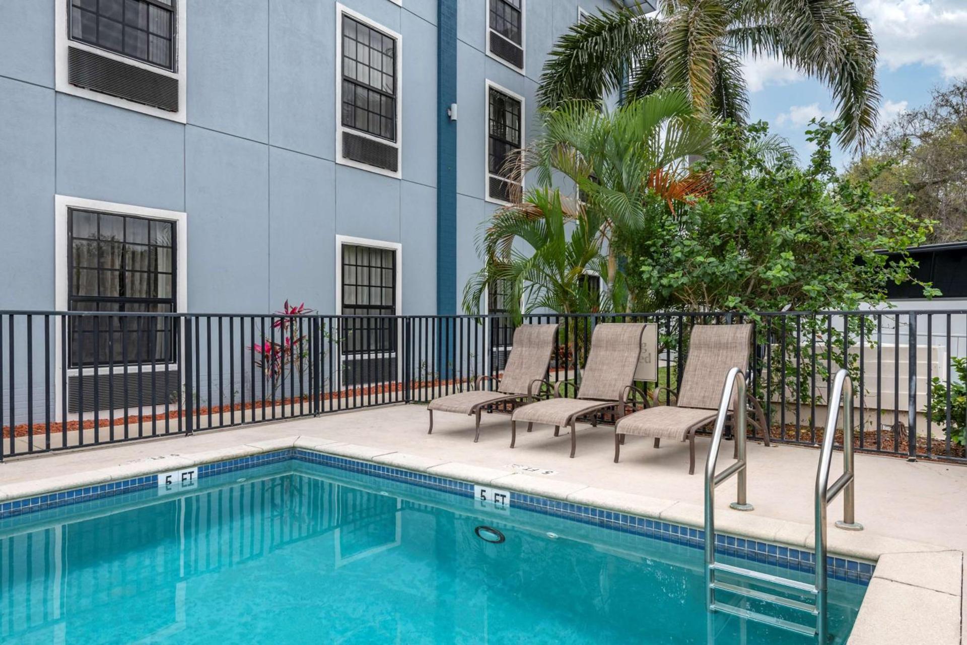 Best Western Plus Bradenton Gateway Hotel photo 24