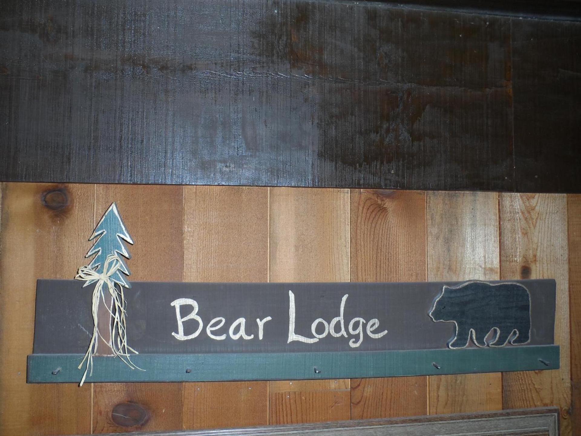 Bear Lodge Motel photo 38