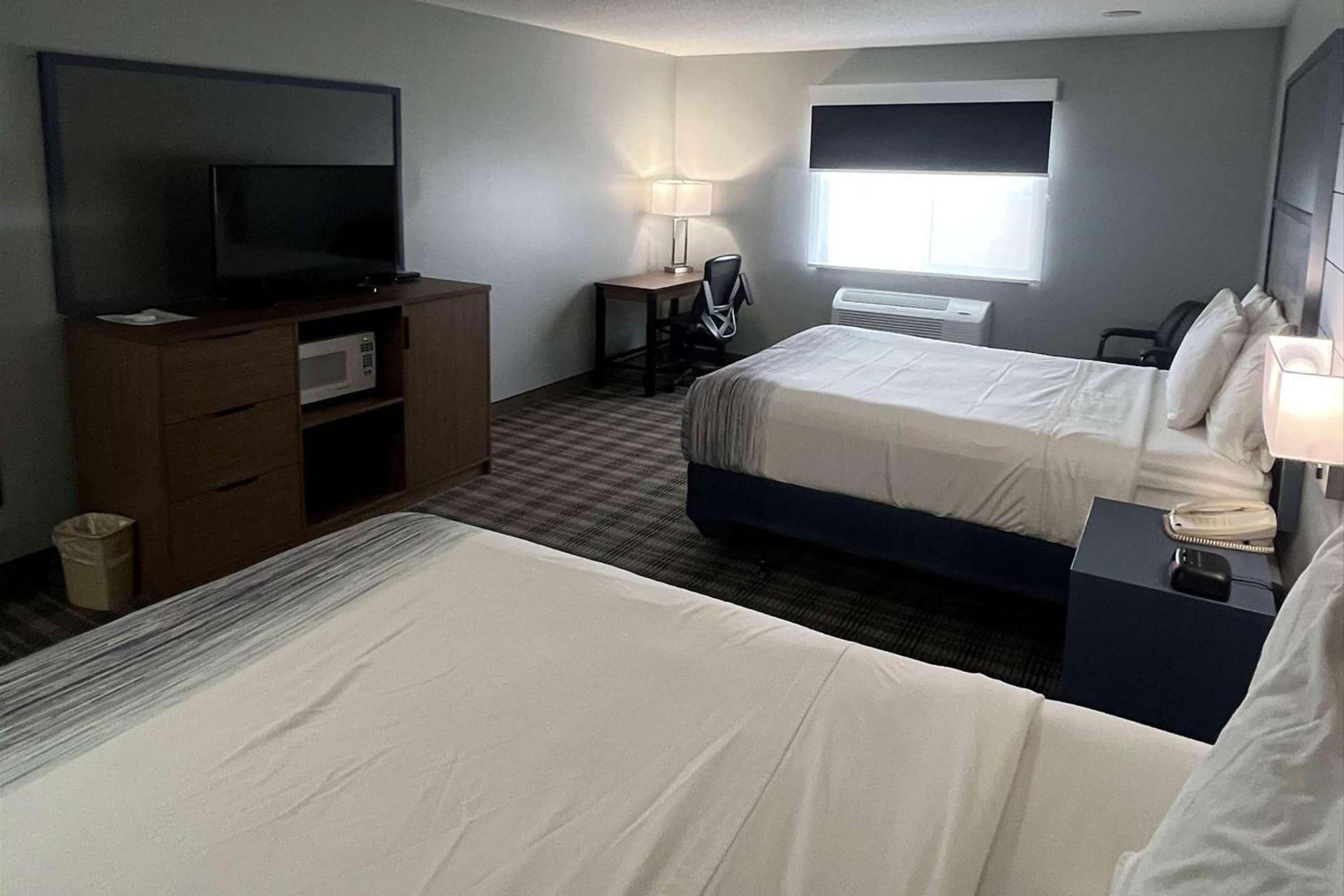 AmericInn by Wyndham Viroqua photo 6