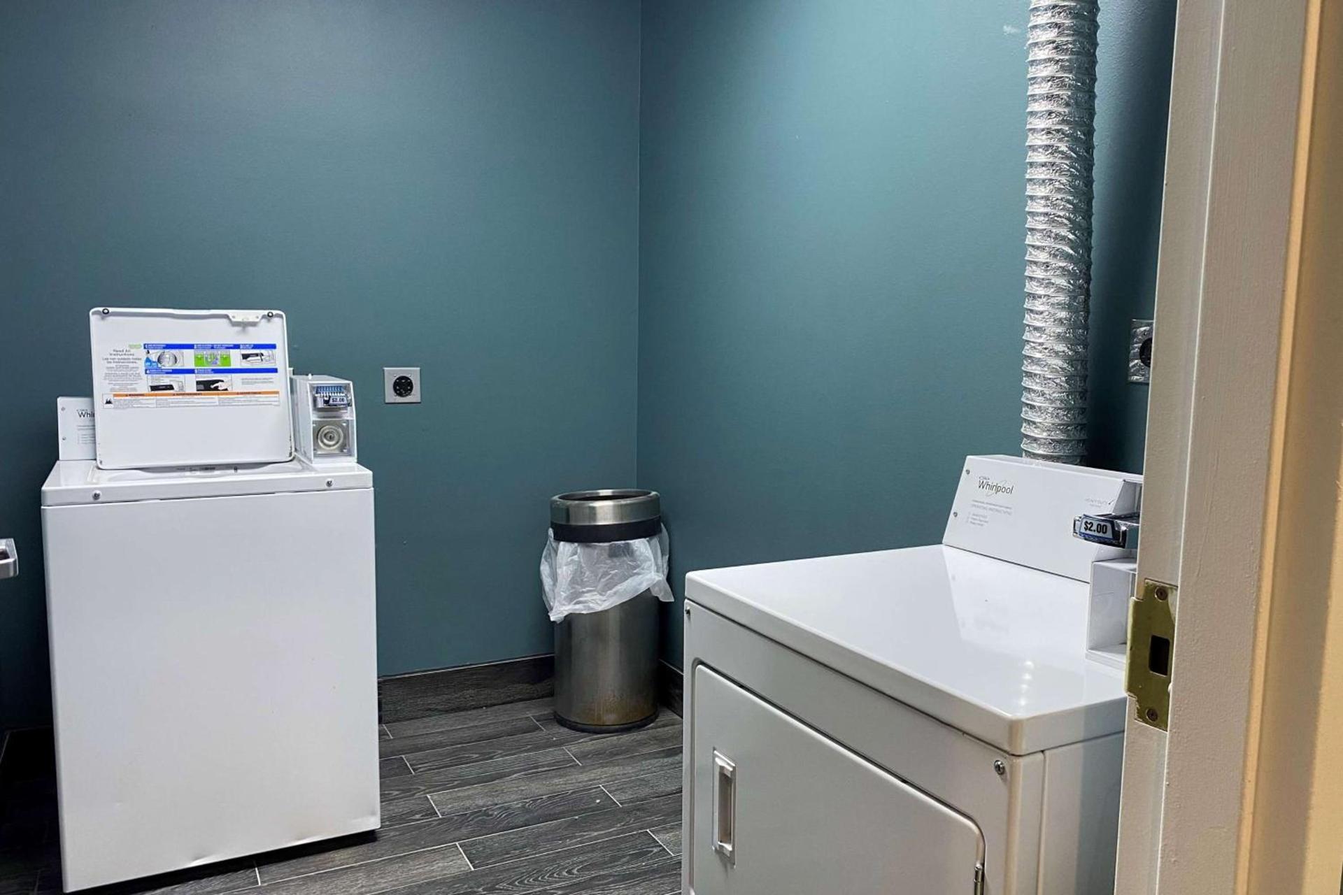 Wingate by Wyndham Biloxi - Ocean Springs photo 8