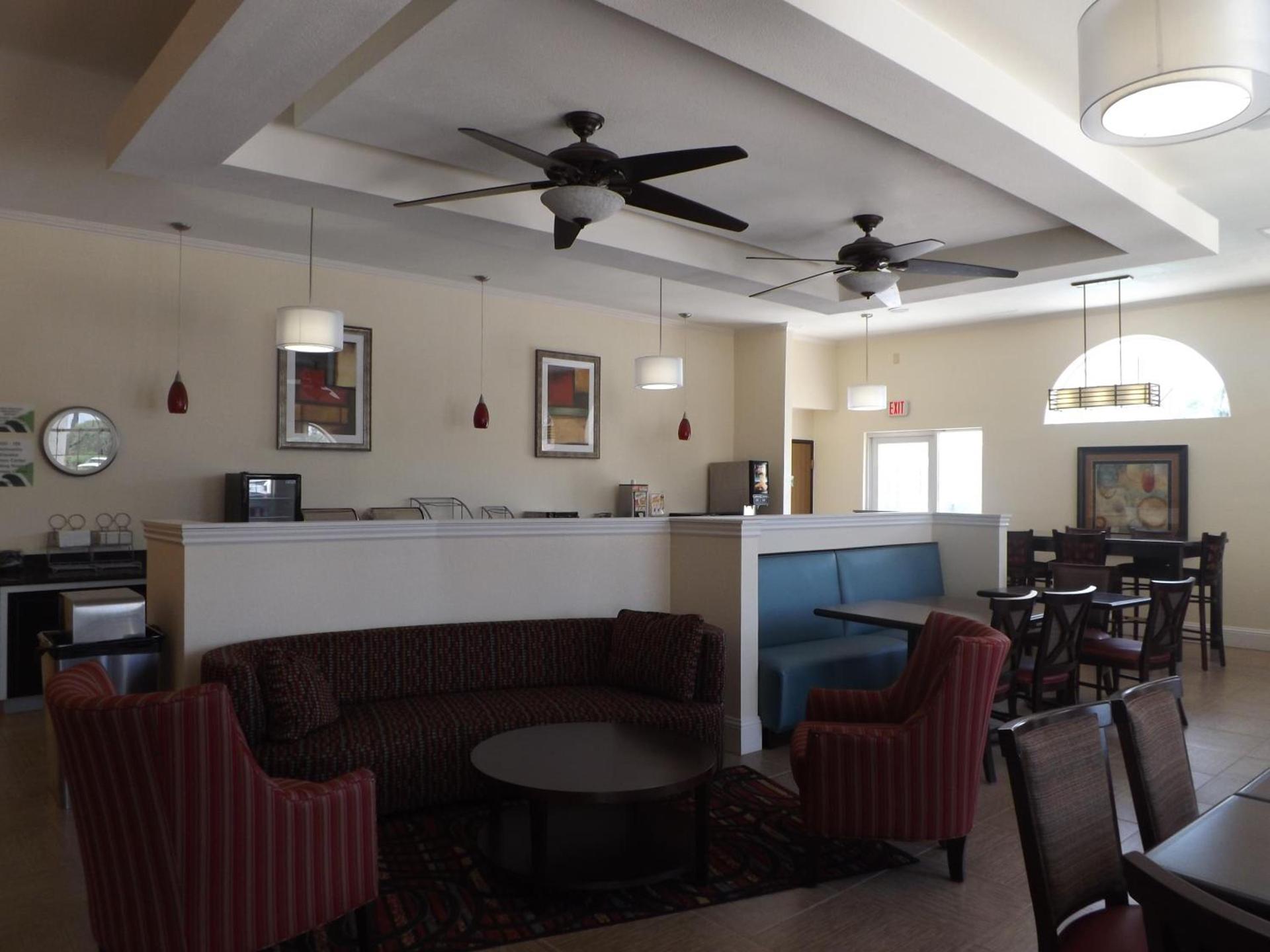 Wingate by Wyndham San Marcos photo 14