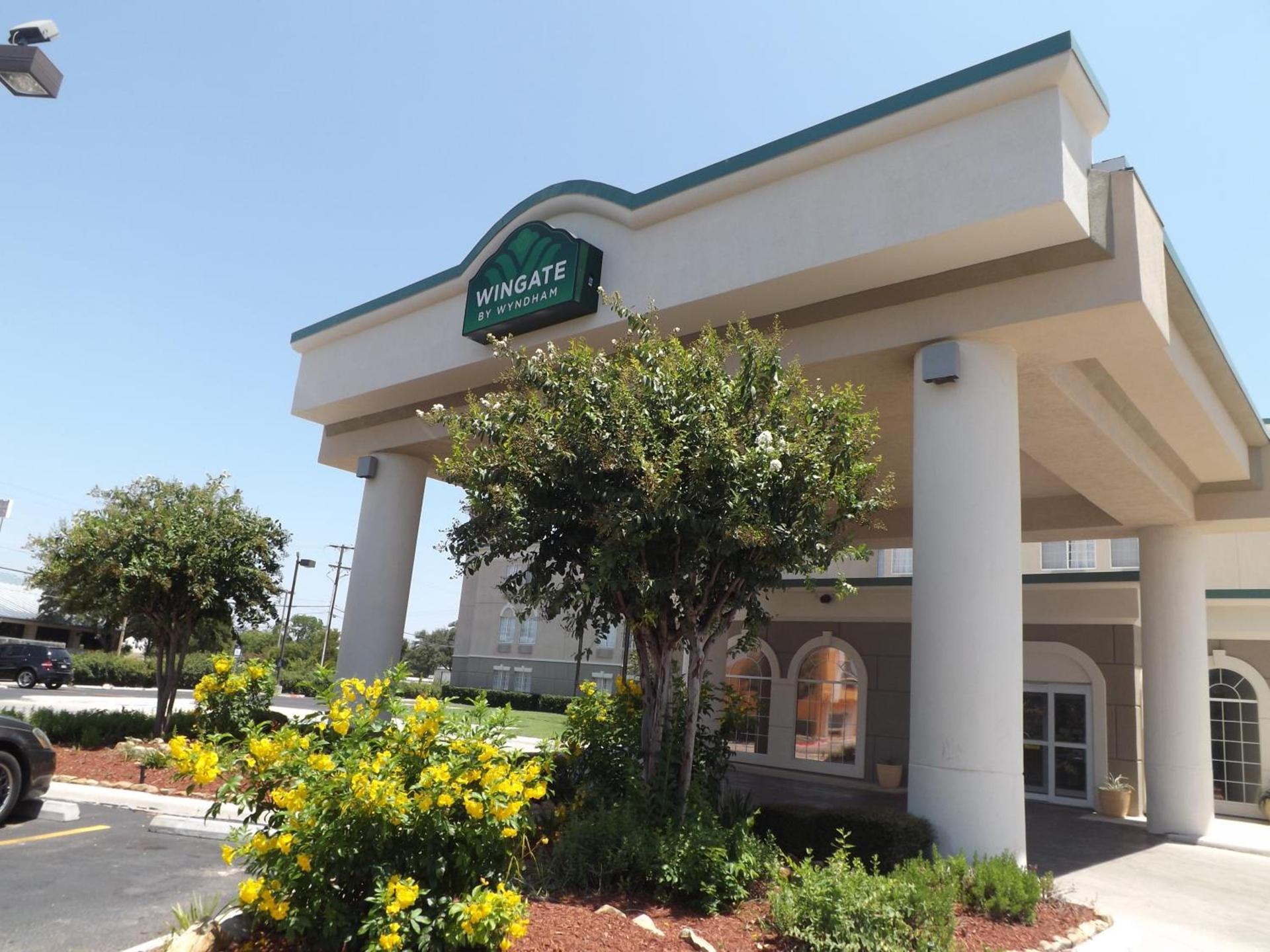 Wingate by Wyndham San Marcos photo 23